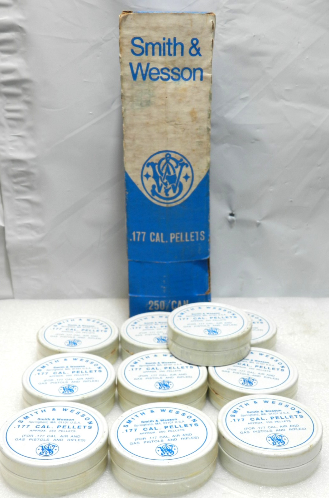 Vintage Smith Wesson .177 Pellets Air & Gas Pistols Store Display w 10 Tins G43S
