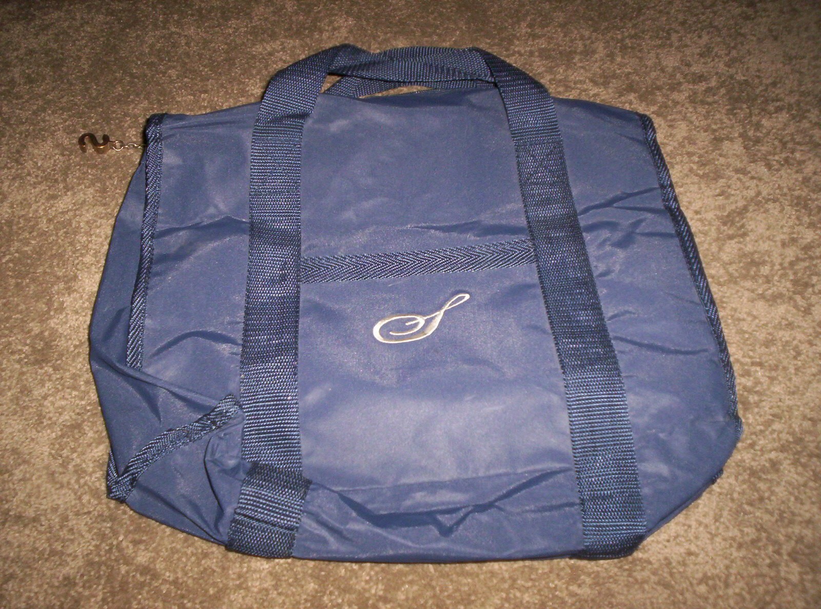 Set 4 Vinyl Travel Bags with Monogram "S" on all four