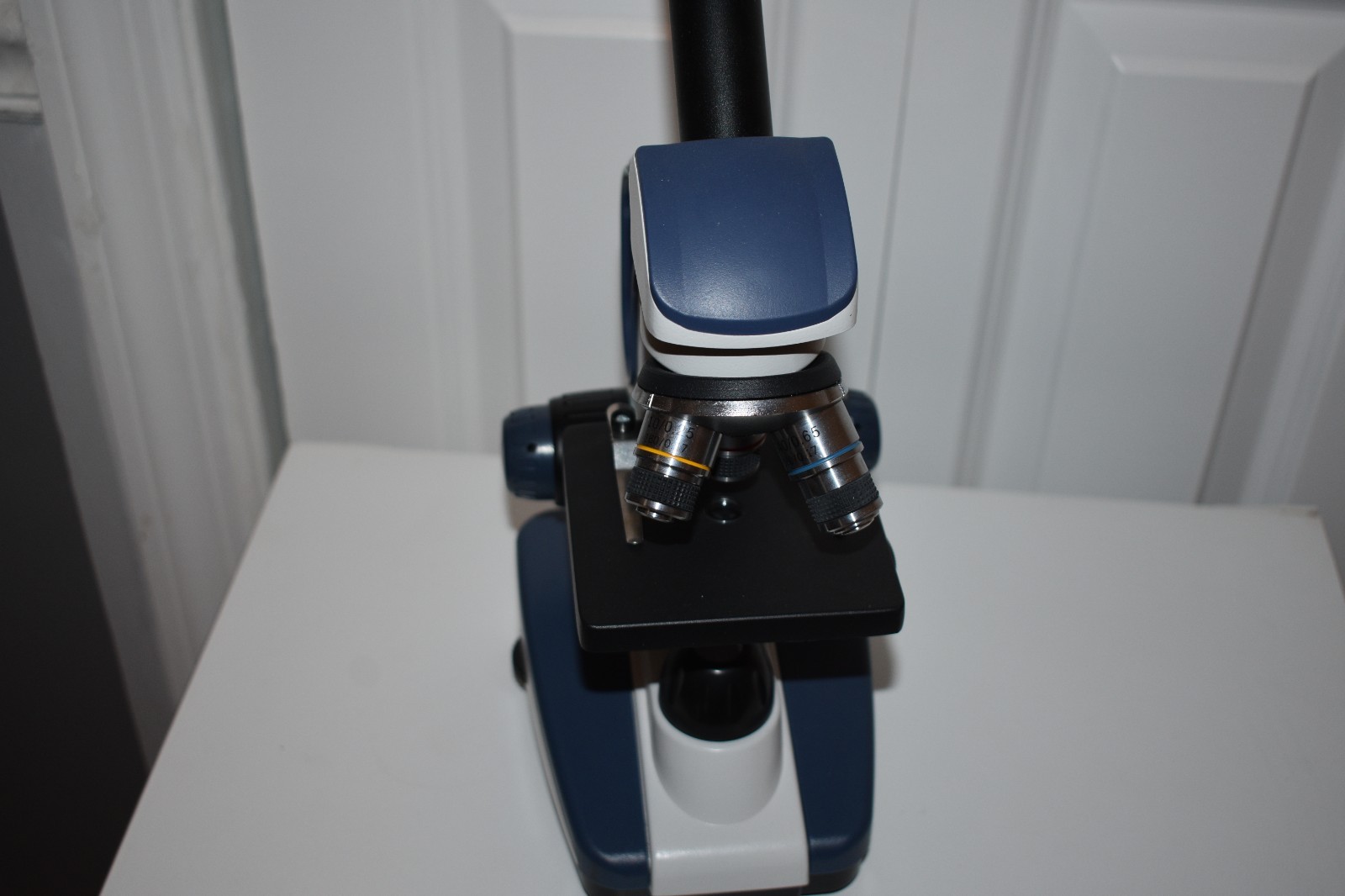 Swift compound monocular microscope SW200DL with 40X-1000X Magnification,