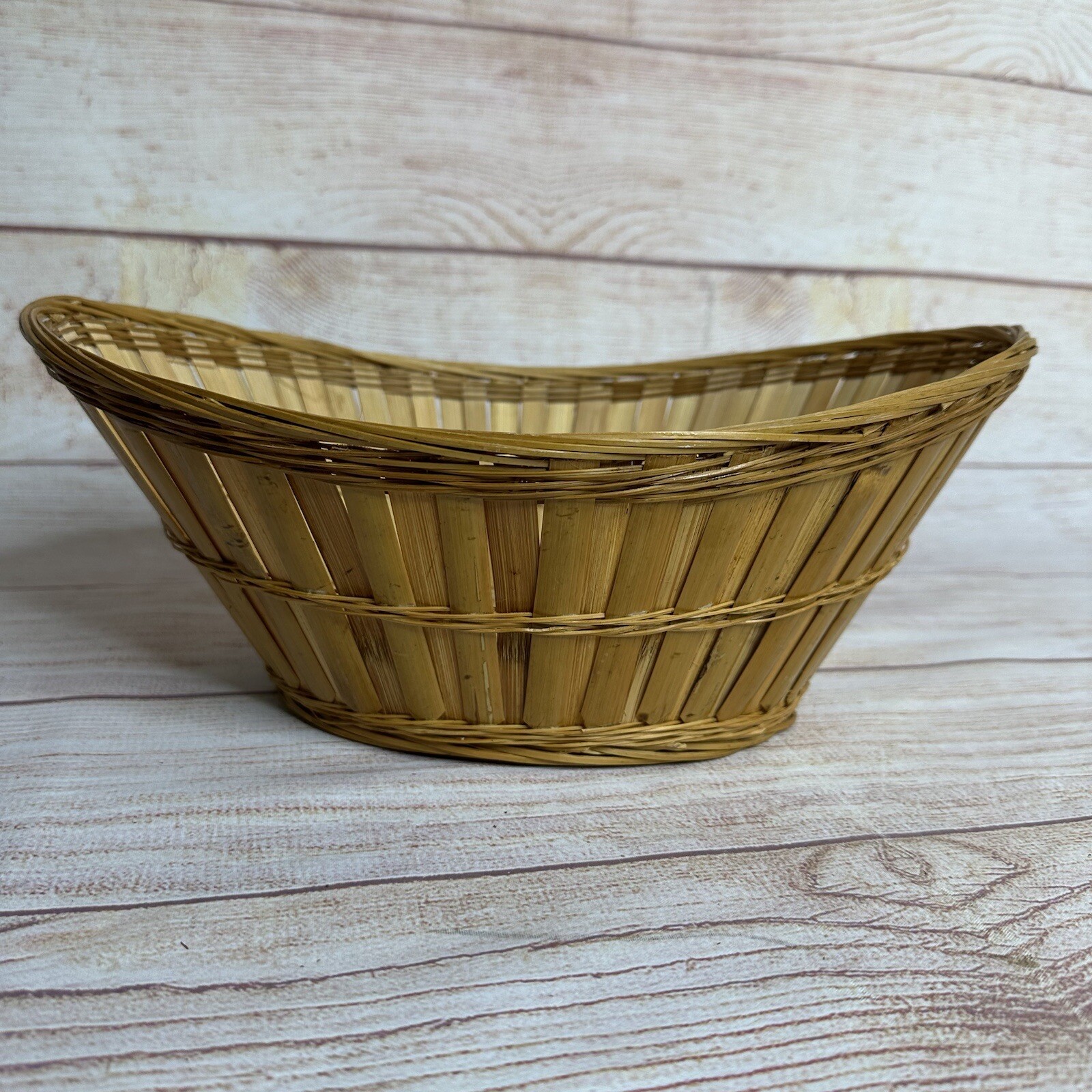 Woven Bamboo Oval Open Storage Organizing Bread Fruit Basket Asymmetrical