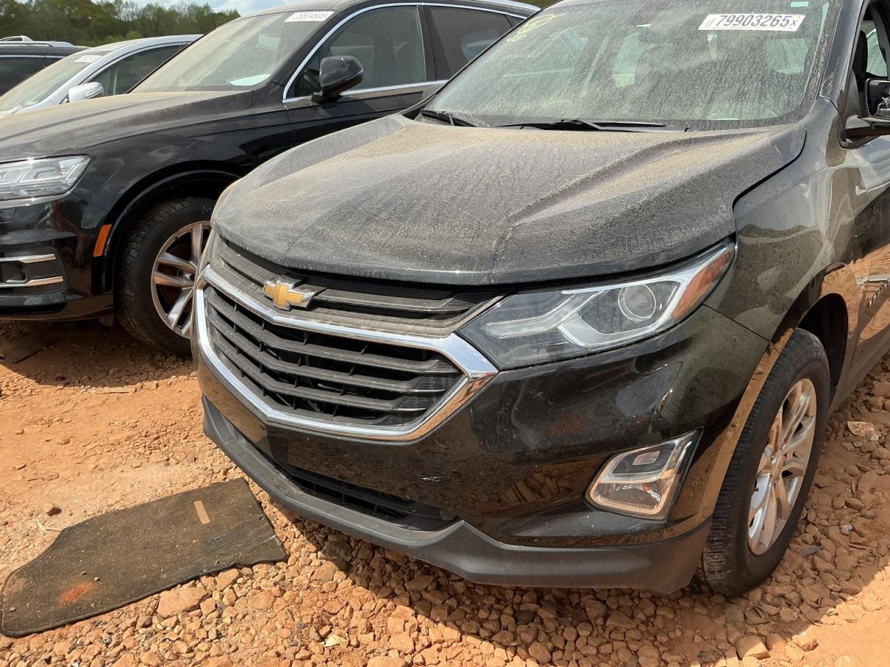 EQUINOX 2018 Glove Box 5024611