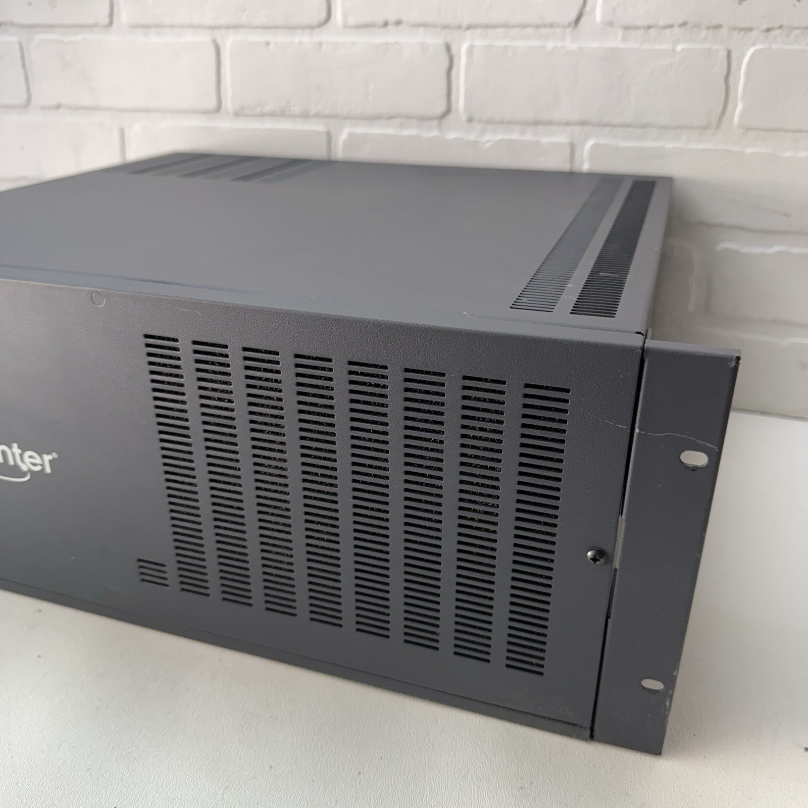 Rauland-Borg Telecenter Rackmount Paging Intercom Controller Server VGA USB LAN