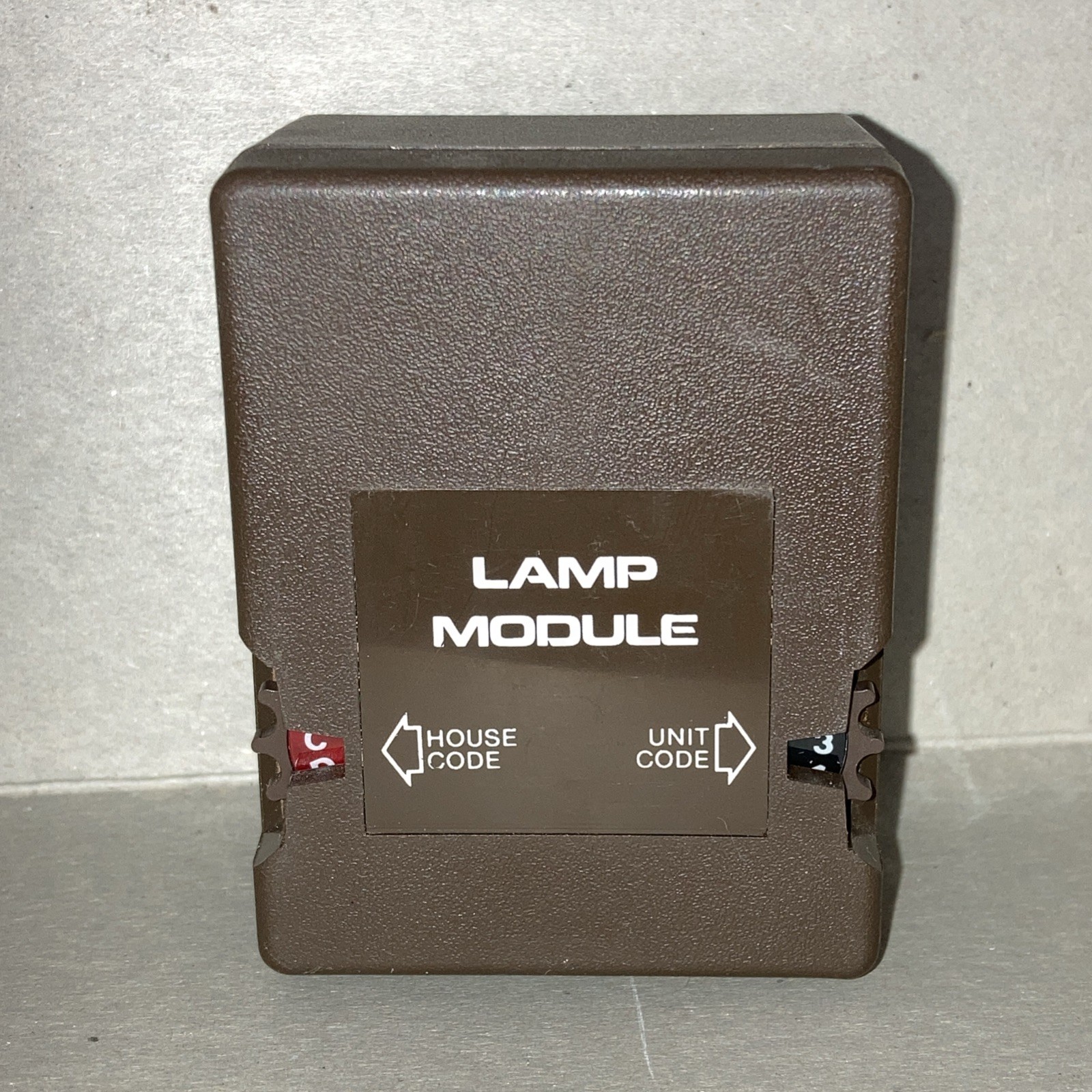 X-10 Lamp Module X10-014511 300 Watts - Incandescent Lamps