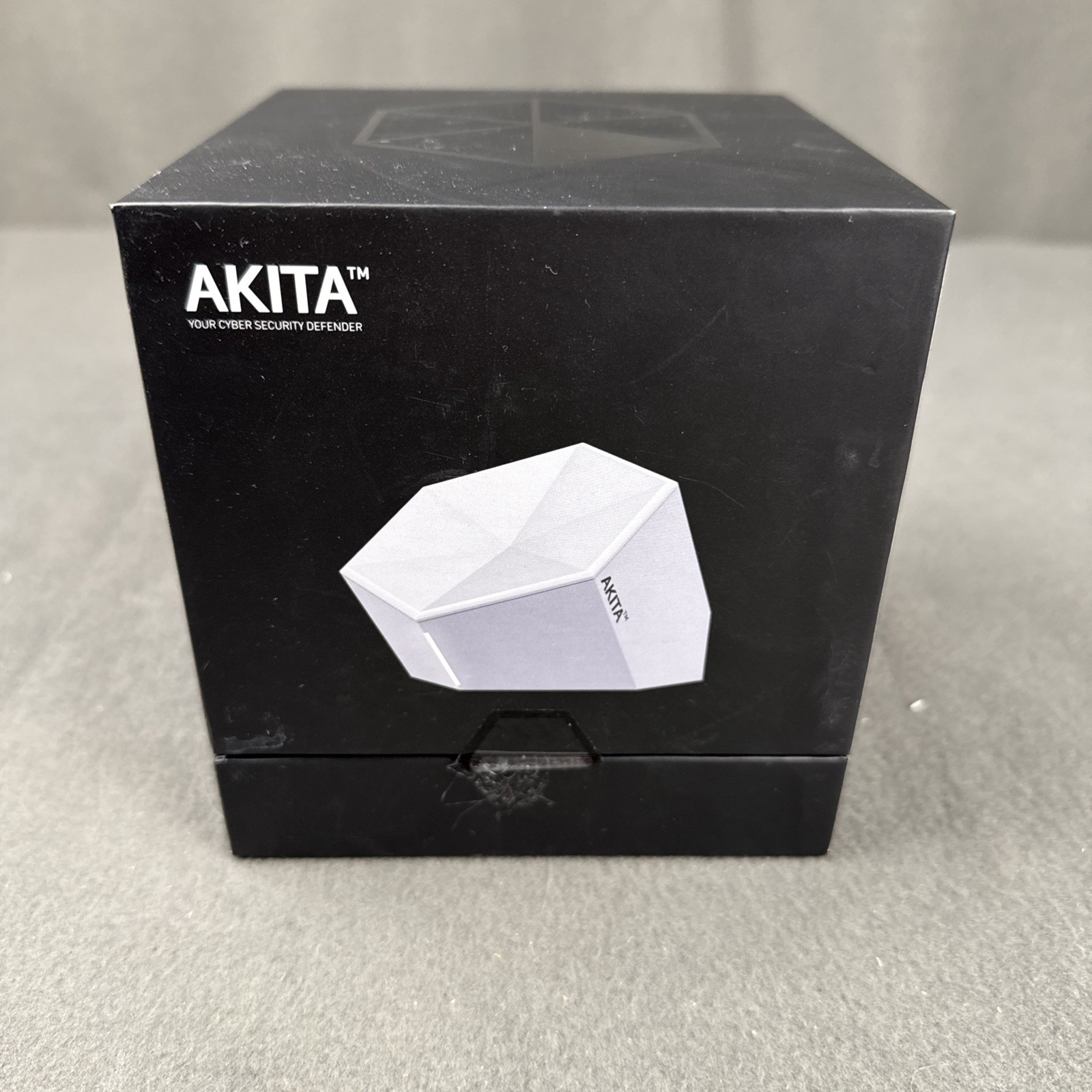 Akita Smart Home Internet Security Device Watchdog Station - IoT Wifi Security