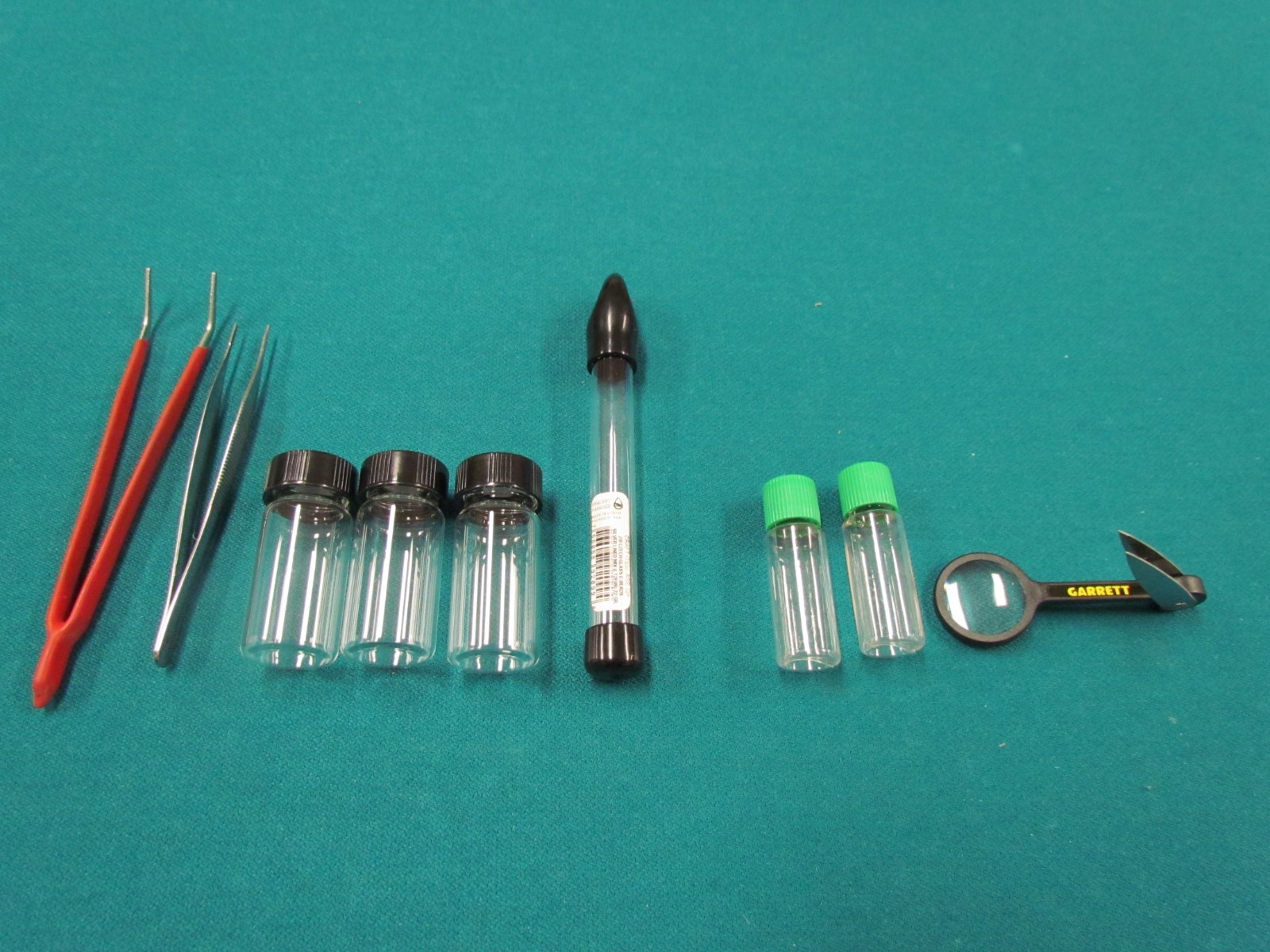 Lot Garrett Metal Detector Tweezer/Magnifier 6 Gold Prospecting Vials Tweezers