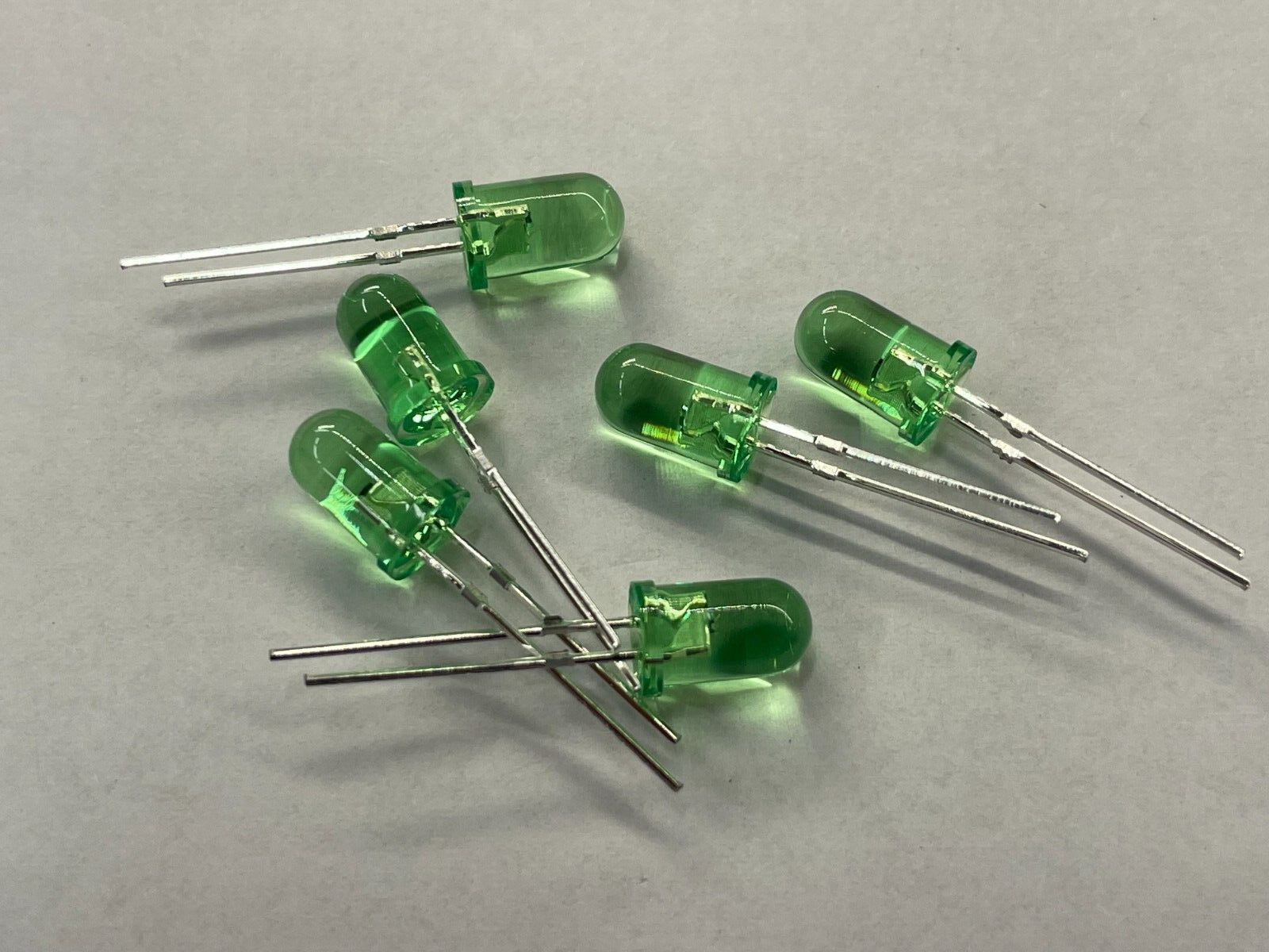GREEN Blink Slow Blinking LEDs Flashing CLEAR FOCUSED Flash 5mm LED  QTY *100*