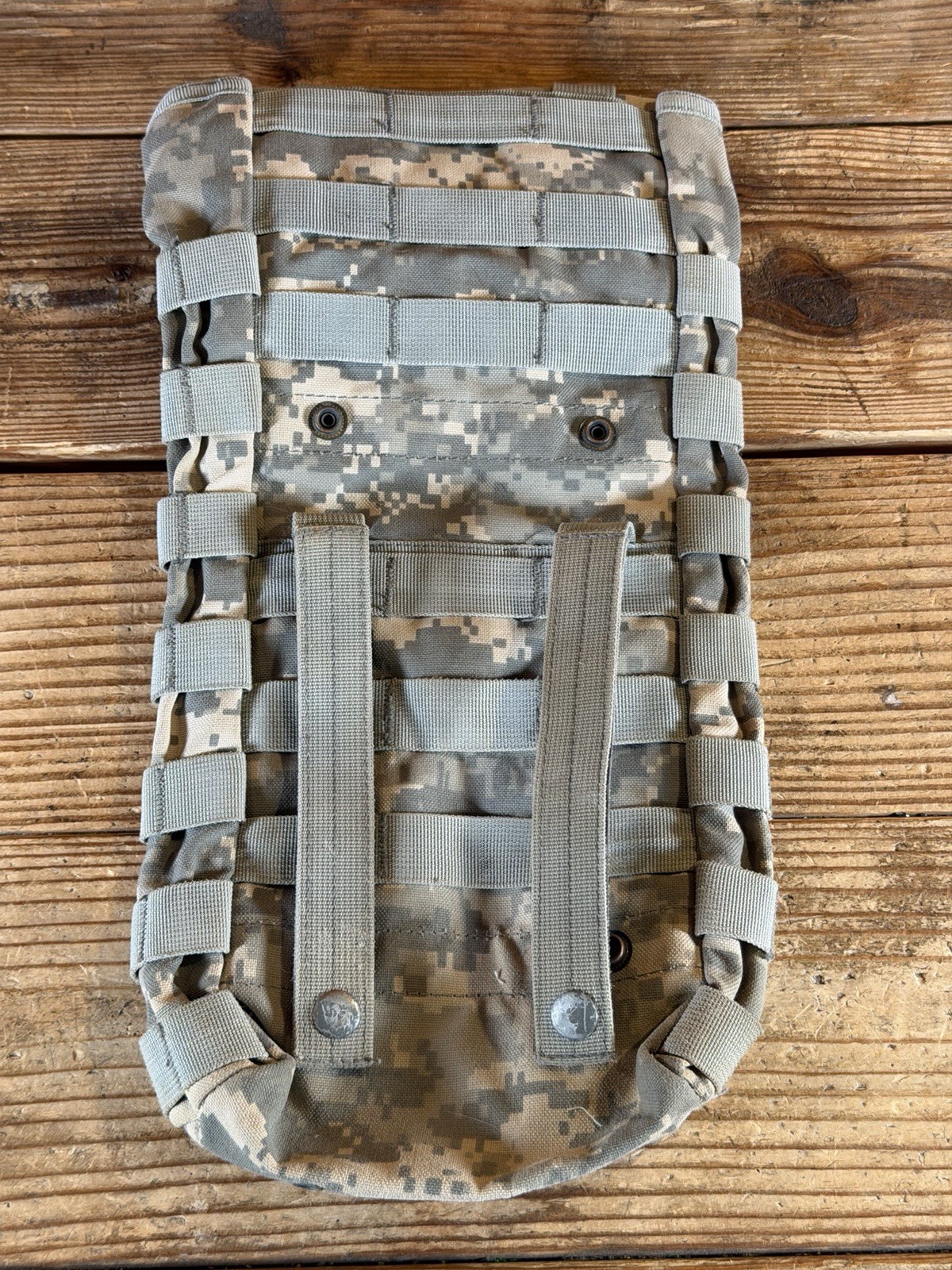 Condor Hydration Carrier - Used