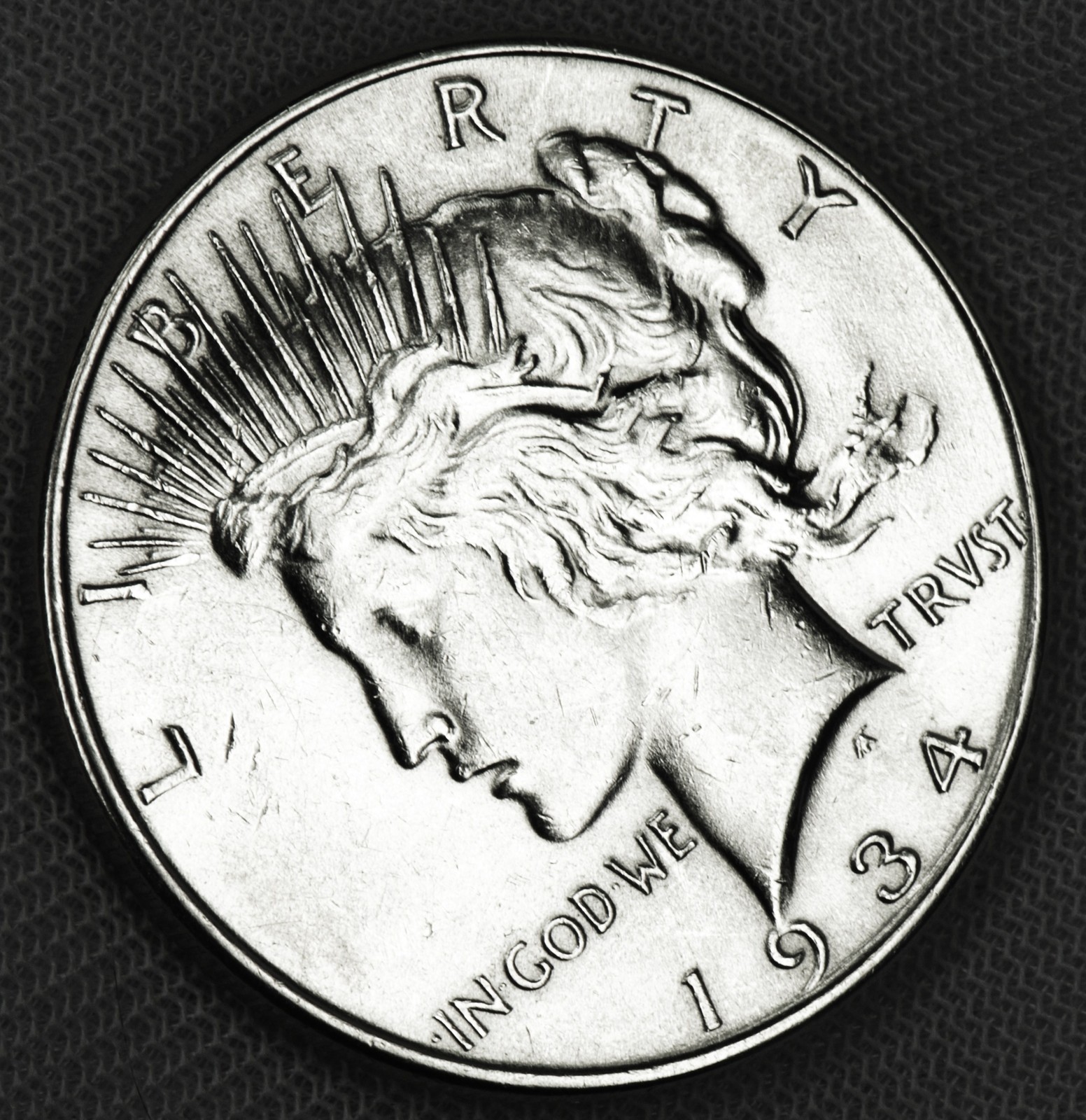 1934-p Peace Silver Dollar High Grade   (Inventory A)