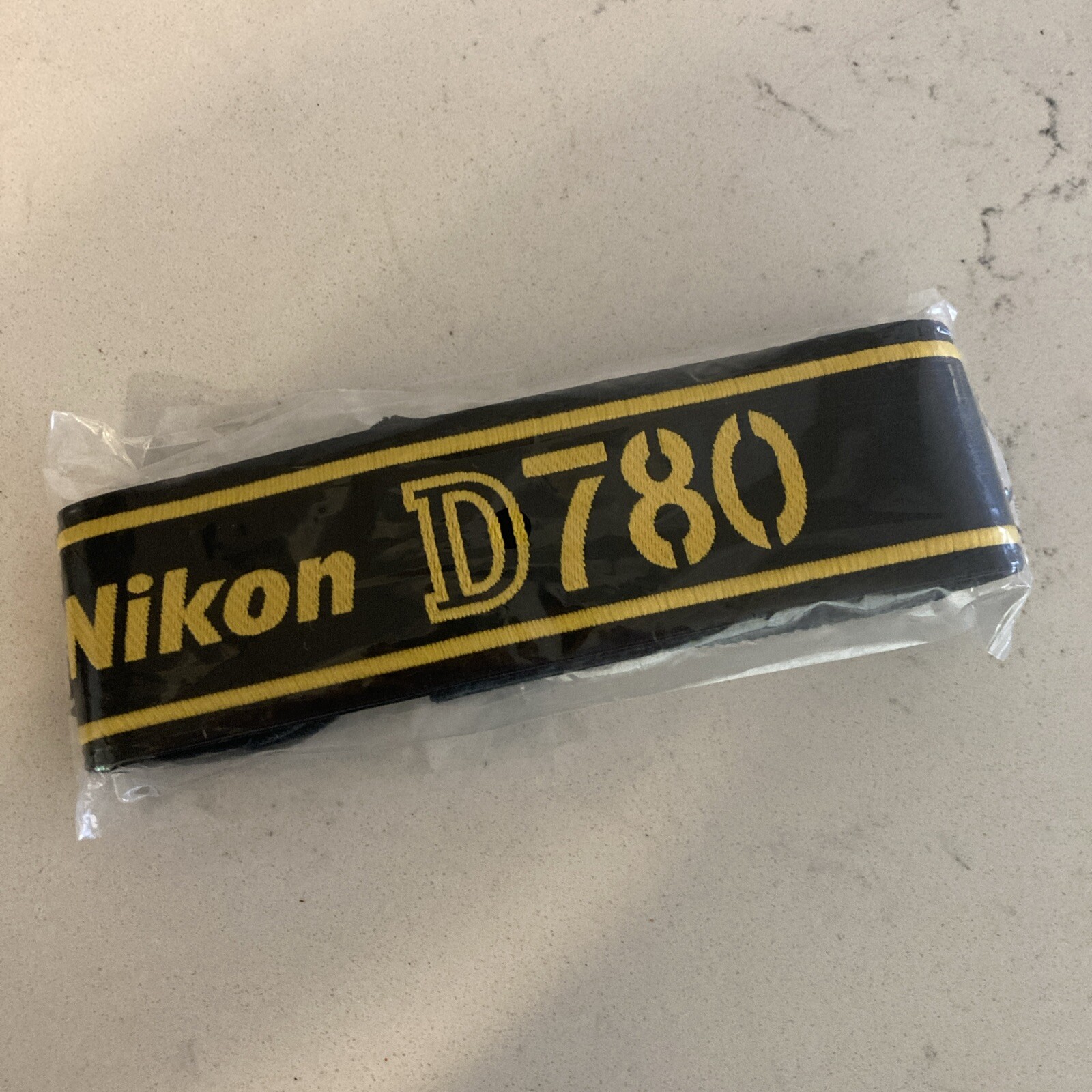 Nikon D780 Genuine DSLR Camera Neck Strap / AN-DC21
