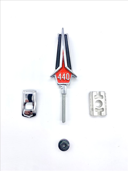 1967 Fury 440 Hood Ornament. Color : Red