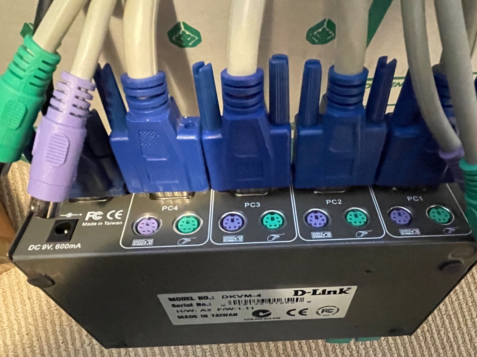 D-Link KVM-4 Port  Switch with Cables and Adapters