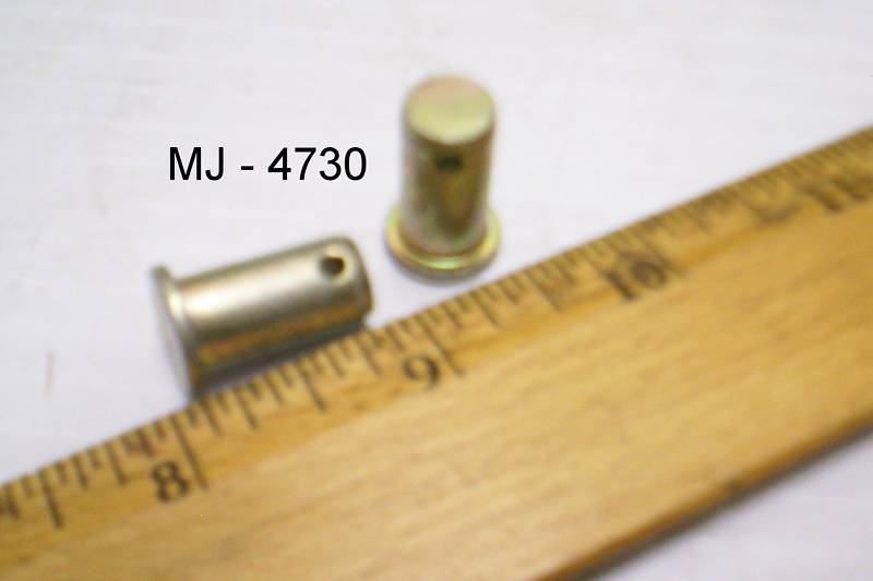 Lot of 2 Pins (NOS)