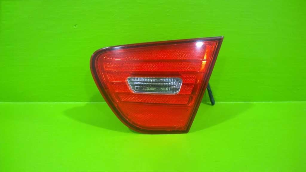07 08 09 10  ELANTRA PASSENGER RIGHT REAR LID MOUNT TAILLIGHT LAMP OEM 2331-39