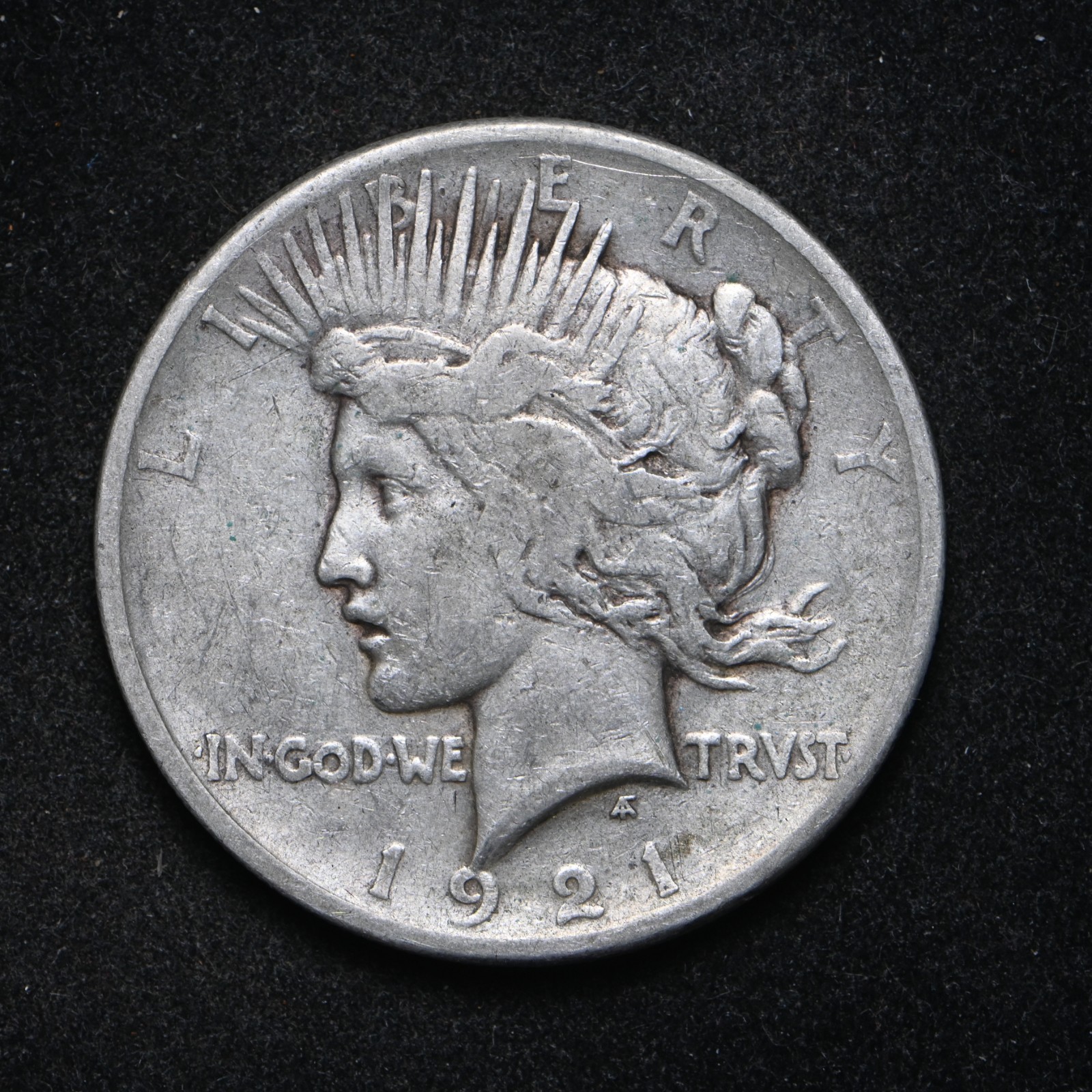 1921 Peace Silver Dollar (cn16007)