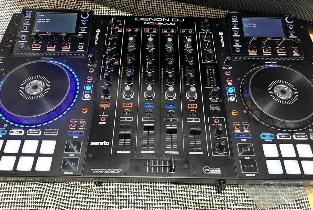 DENON DJ MCX8000 PROFESSIONAL STANDALONE DJ PLAYER / CONTROLLER USB DC12V
