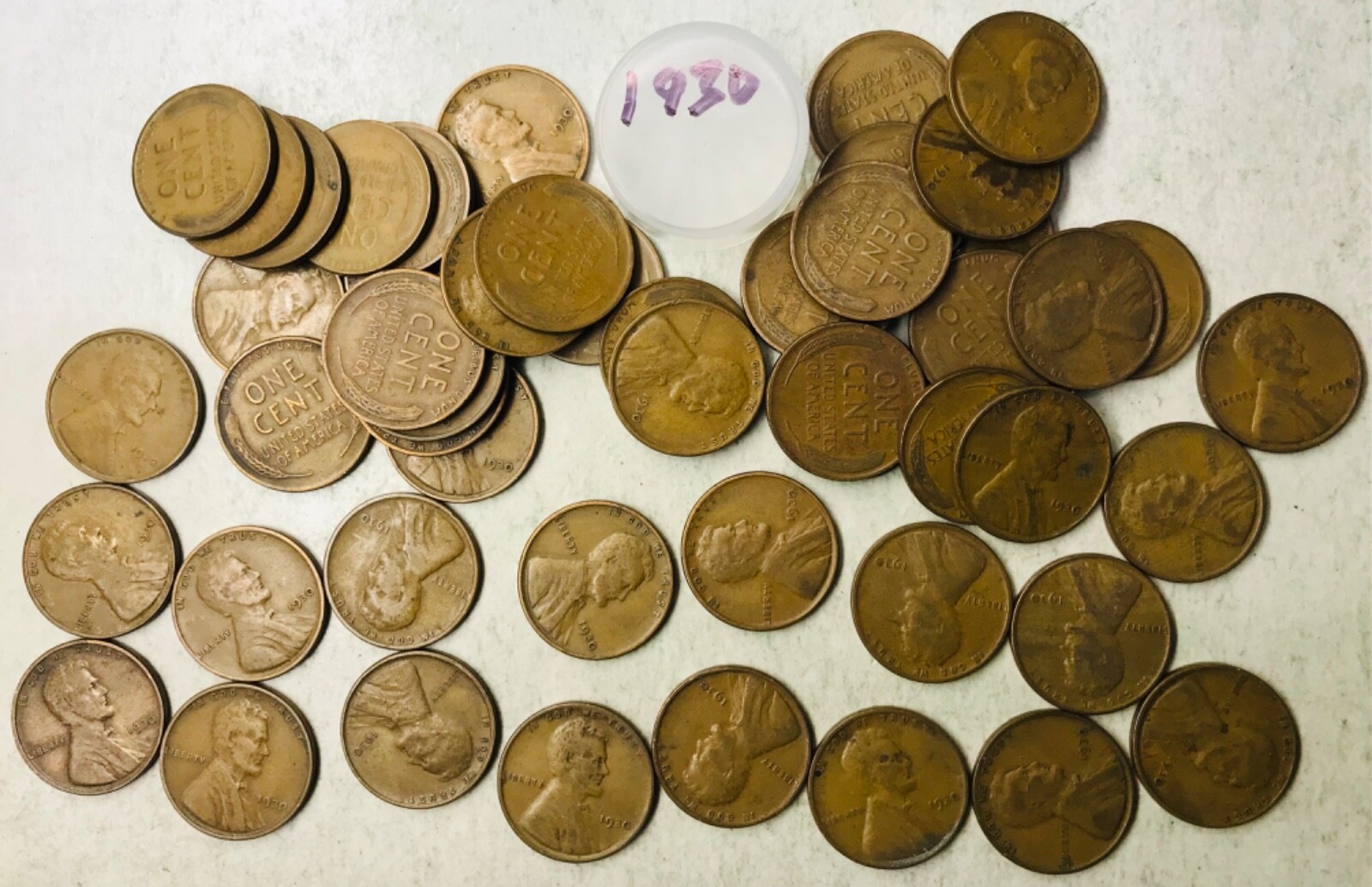 1930 Lincoln Wheat Cents, 50 coin roll, nicer circulated, from estate
