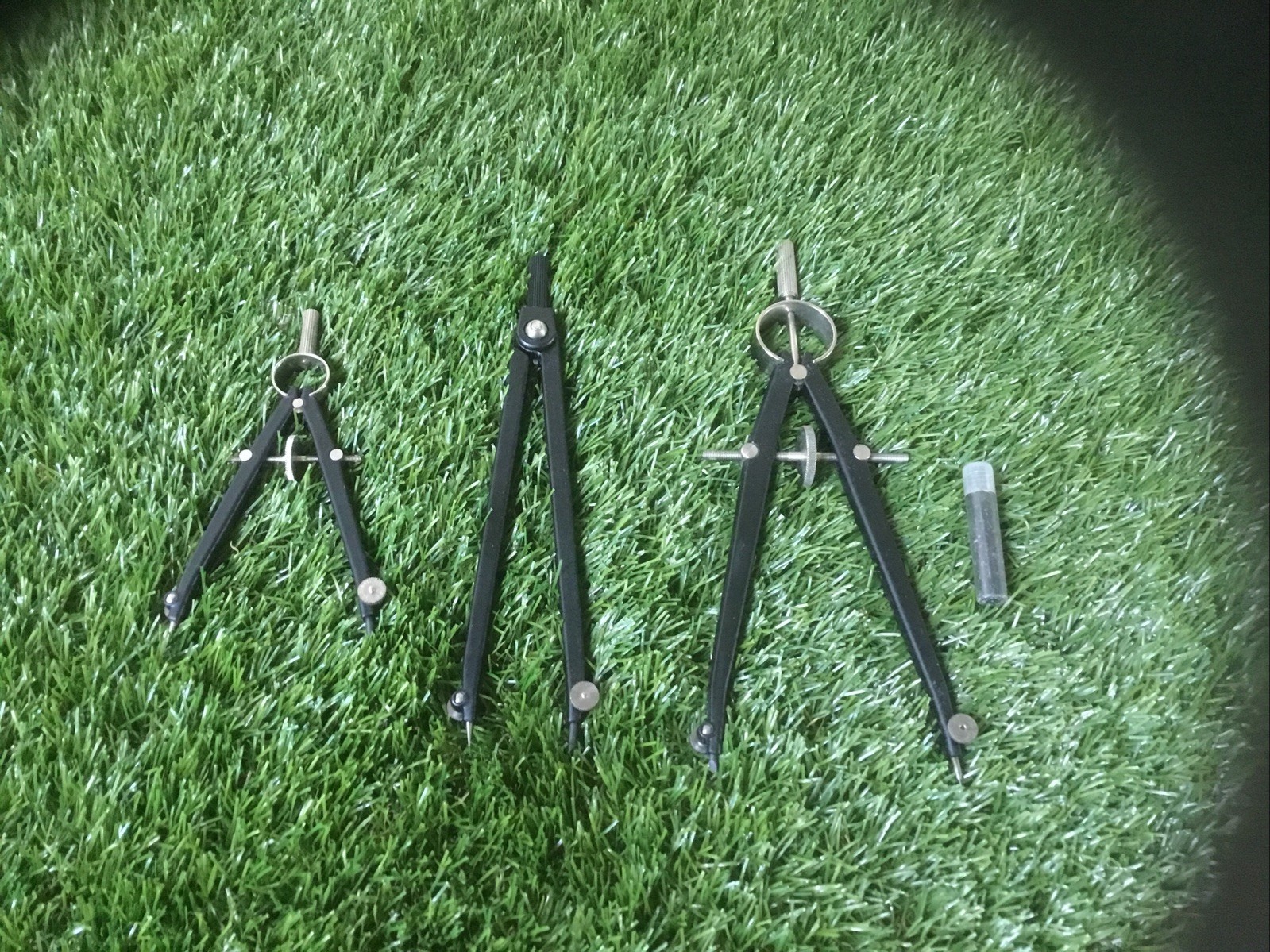 Thornton technical drawing Compasses