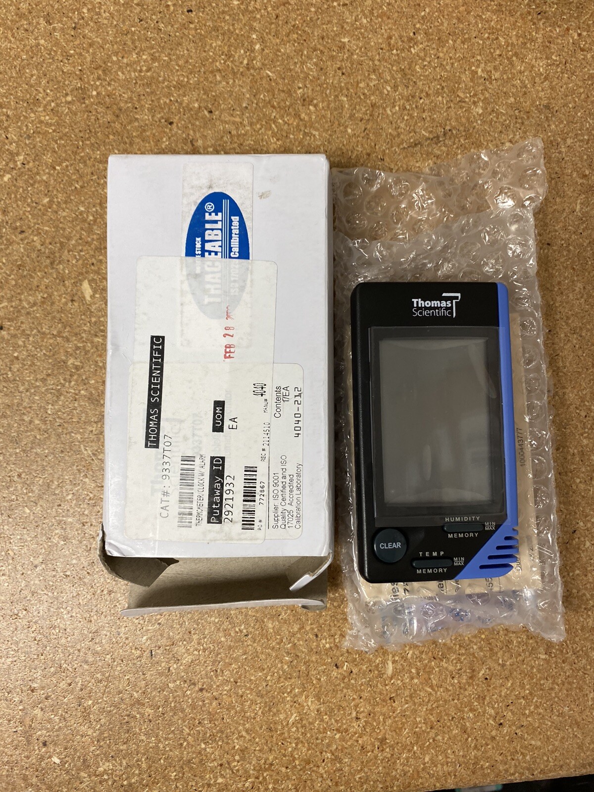 Thomas 4040 Traceable Thermometer/Clock, +/- 1 degree C Accuracy