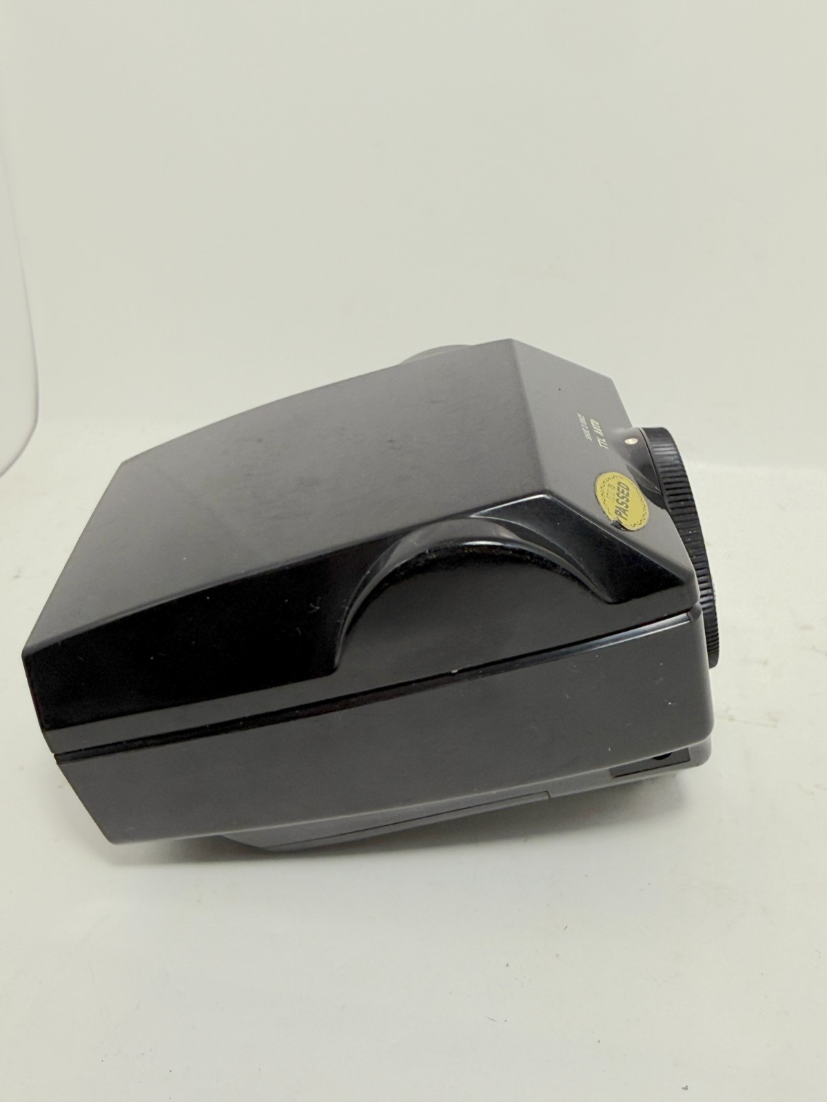 Olympus Quick Auto 310 Electronic Flash Unit TTL for OM-2n Camera System