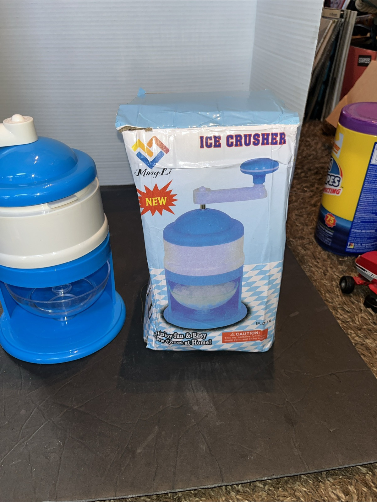 Manual Ice Crusher By Ming Li New In Box Ice Storage Box Makes Snow Cones