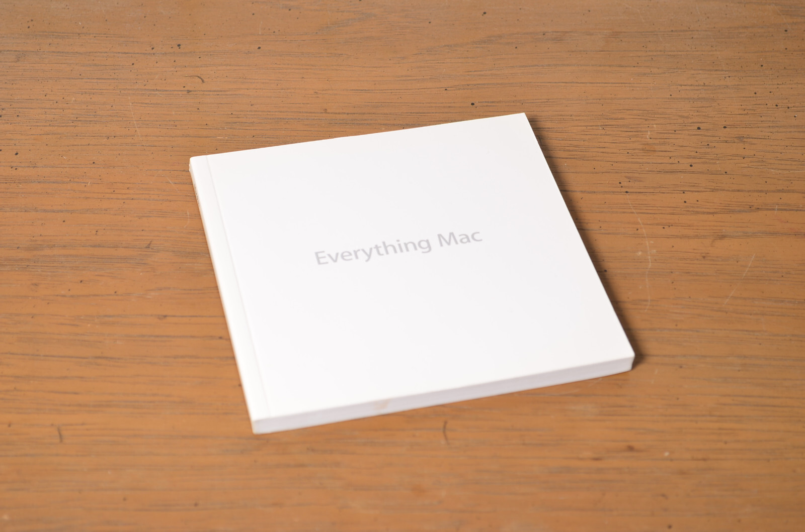 Brand New MINT Condition Original Apple Mac Pro OEM 2006 to 2012 Owners Manual
