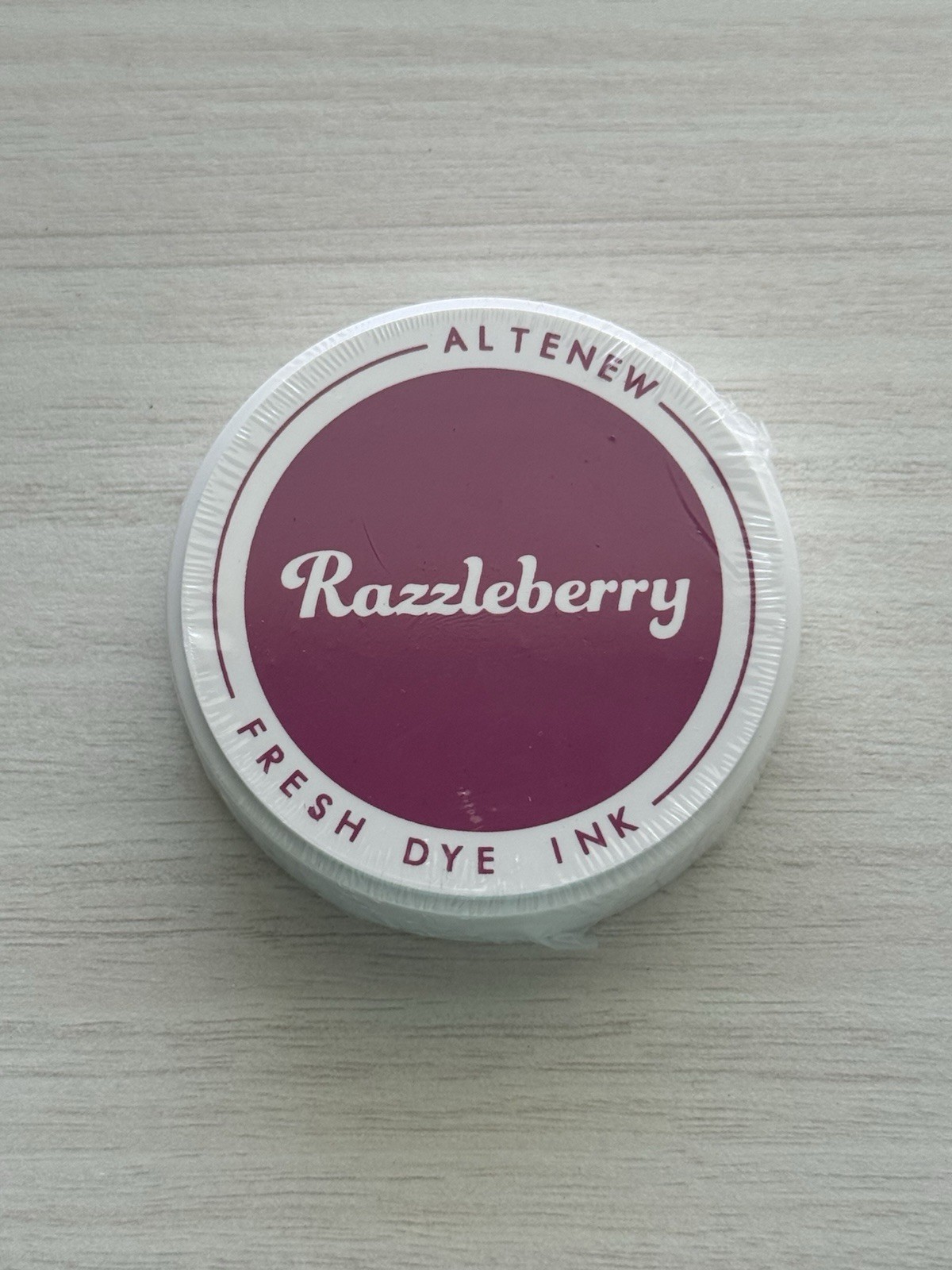 Altenew Fresh Dye Ink - Razzleberry - Full Size Round Ink Pad
