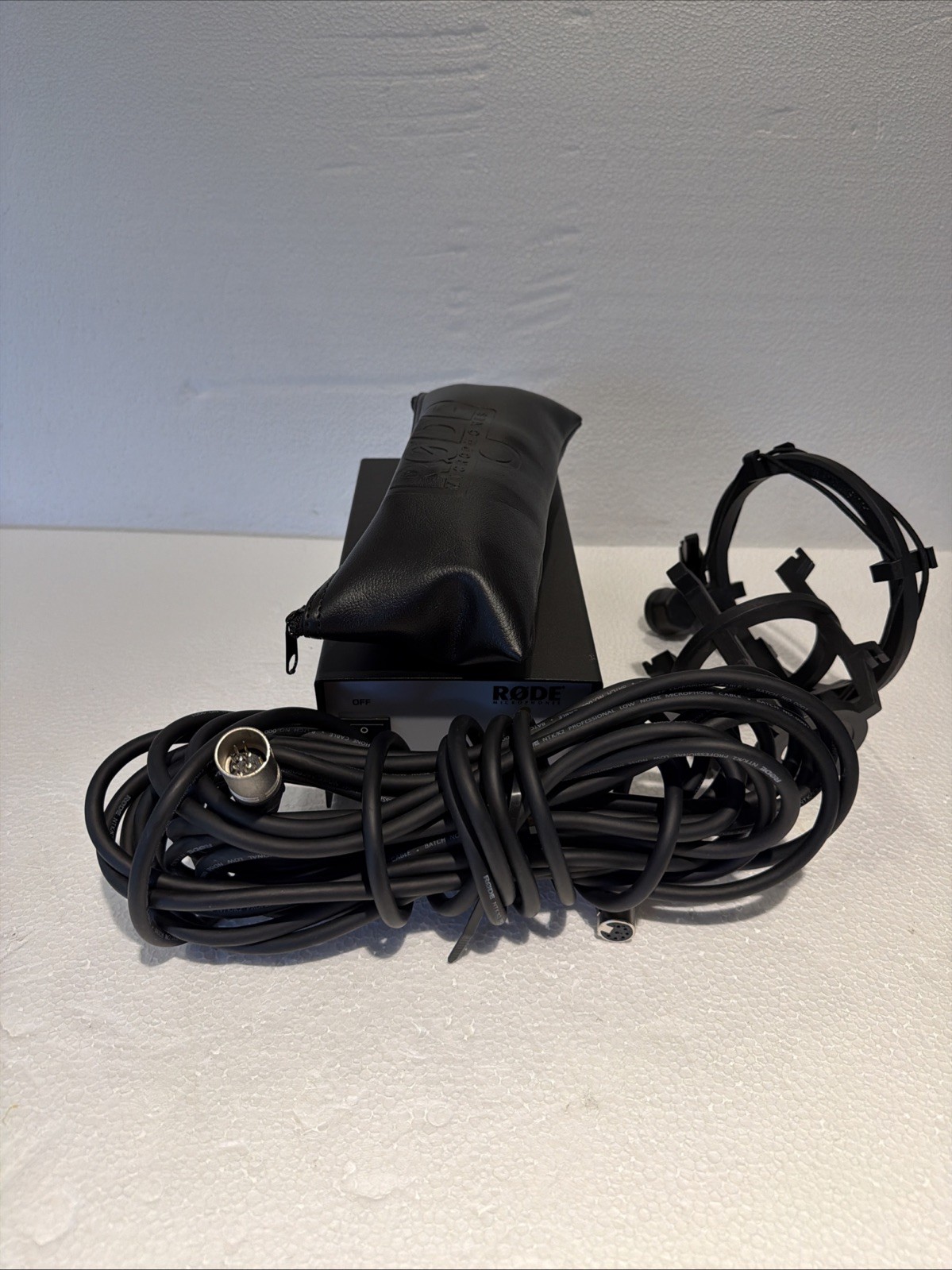 NTK MICROPHONE POWER SUPPLY AND MICROPHONE