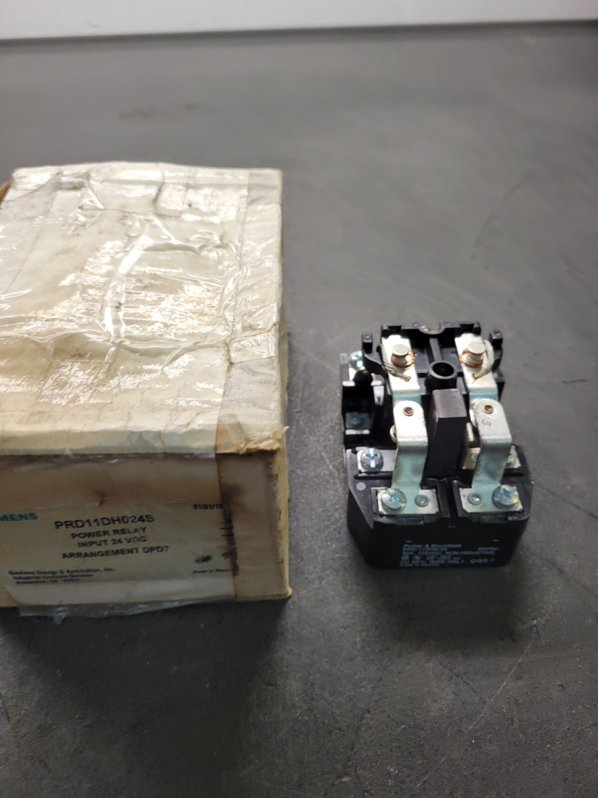 Siemens PRD11DH024S Power Relay