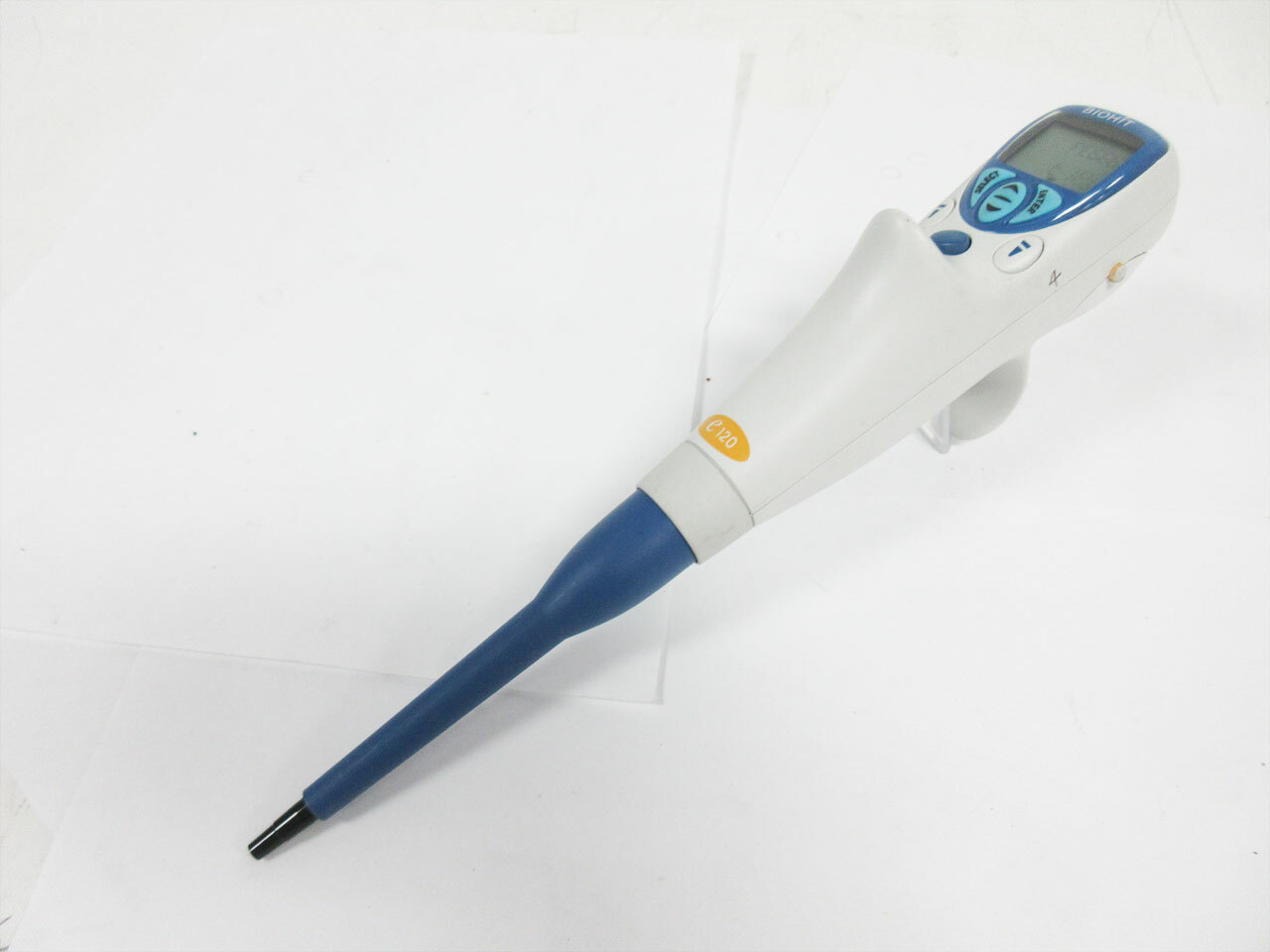 BIOHIT E120 DIGITAL PIPETTE PIPET 5 - 120 uL ADJUSTABLE DOES NOT BOOT