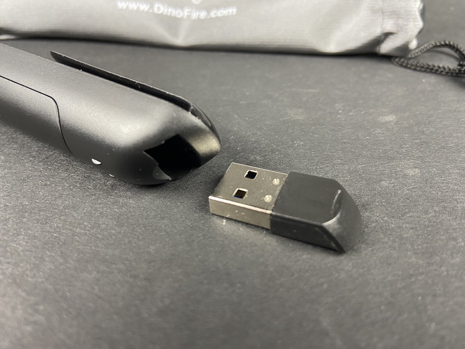 Dino Wireless Presenter Stick D05/D06