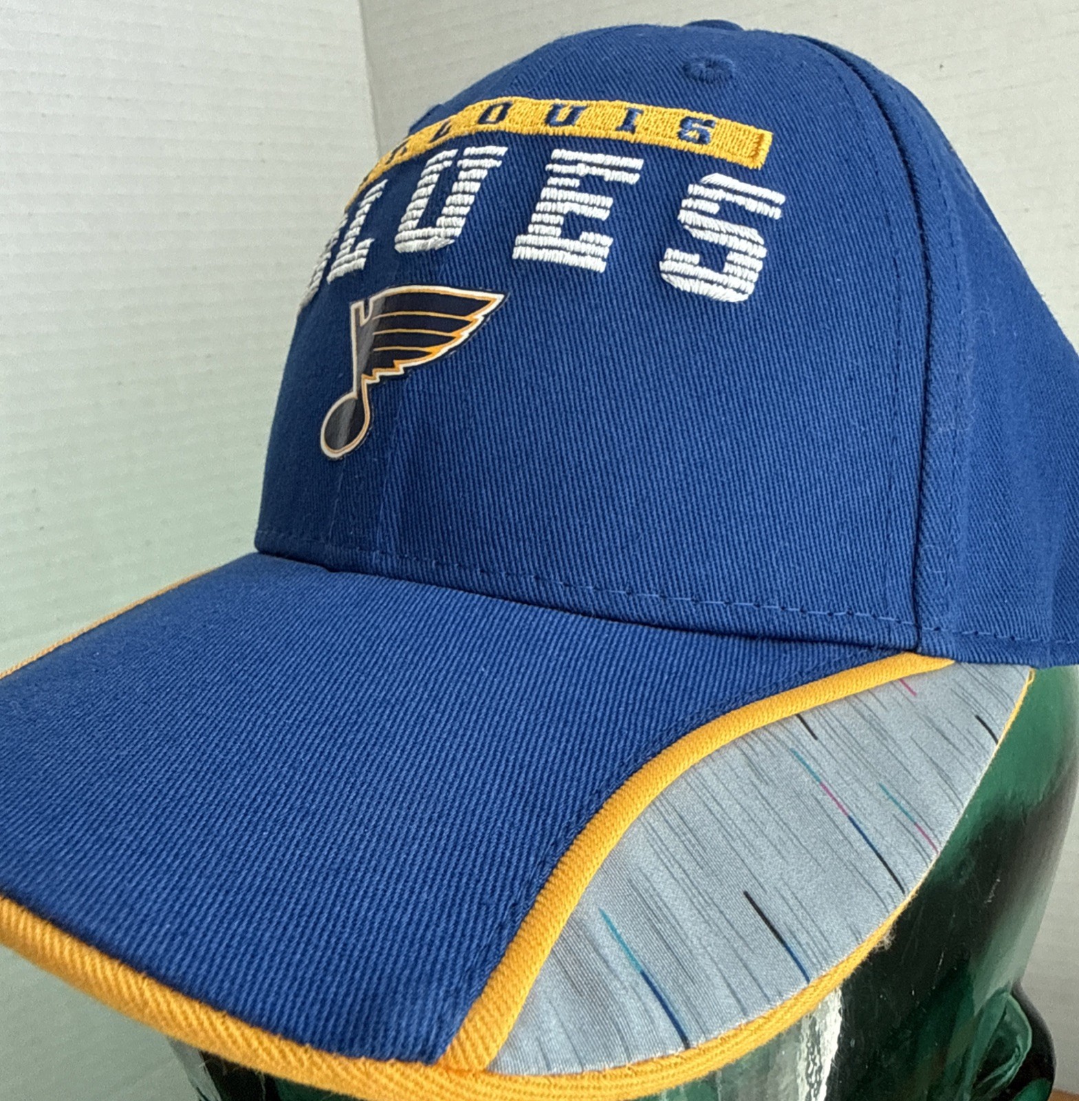 NWOT YOUTH KIDS BOYS ST LOUIS BLUES NHL HAT BLUE/GRAY/GOLD SNAPBACK NEW!!!   #4