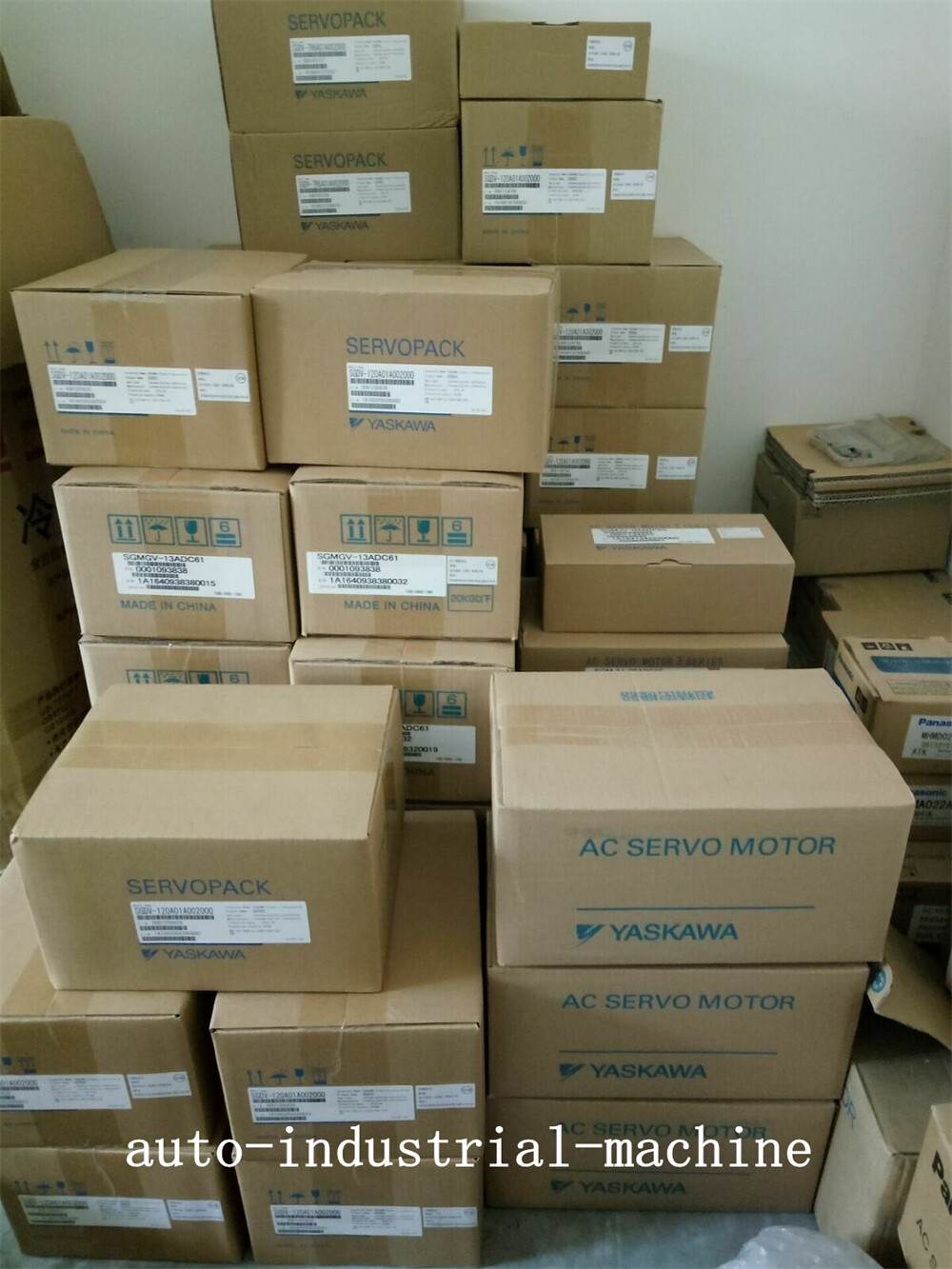 Yaskawa Servo Driver SGD7S-7R6A00A New In Box Expedited Ship