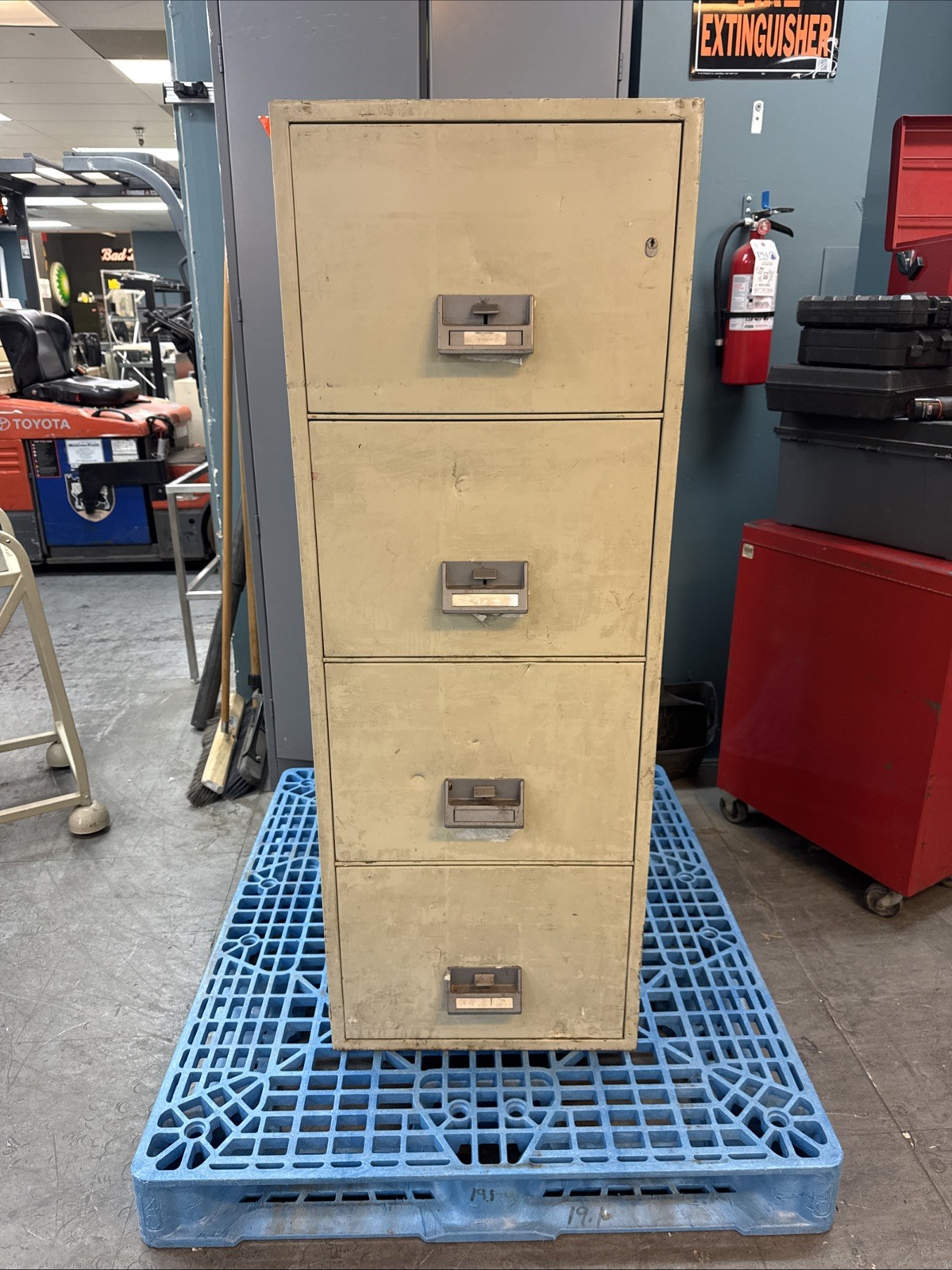 FireGuard 4CFC-1, 4 Drawer Fire Resistnant Filing Cabinet