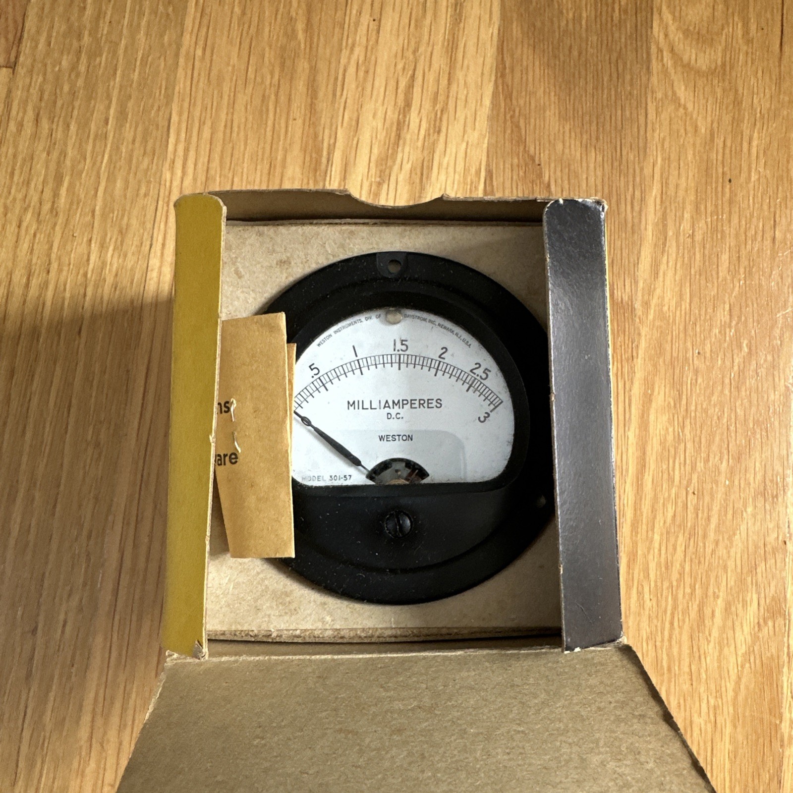 Weston 301-57 DC Micro-amperes Panel 0-3 MA  NOS in BOX