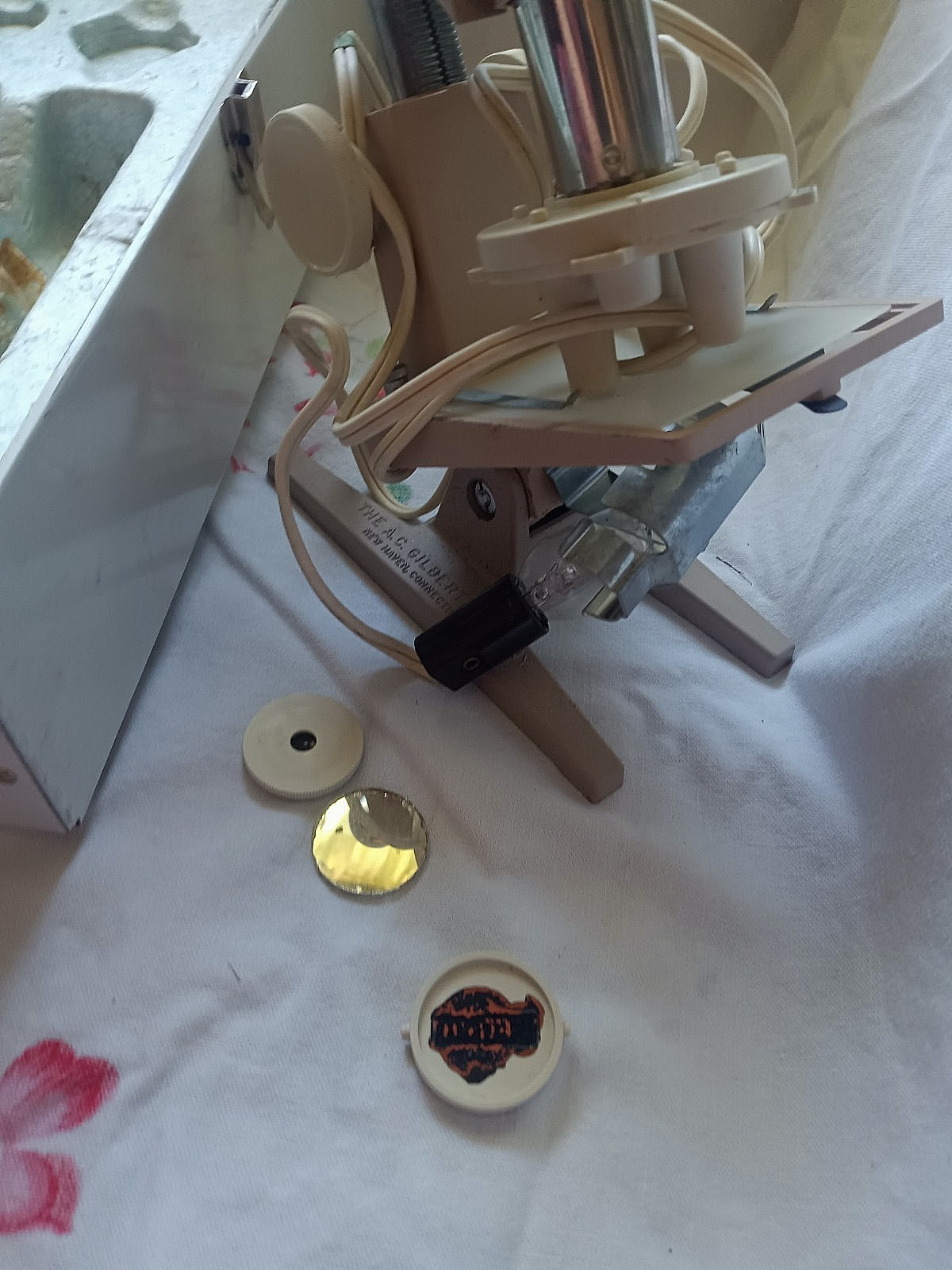 Vintage Gilbert Microscope Lab Set Partially Complete Untested For Display