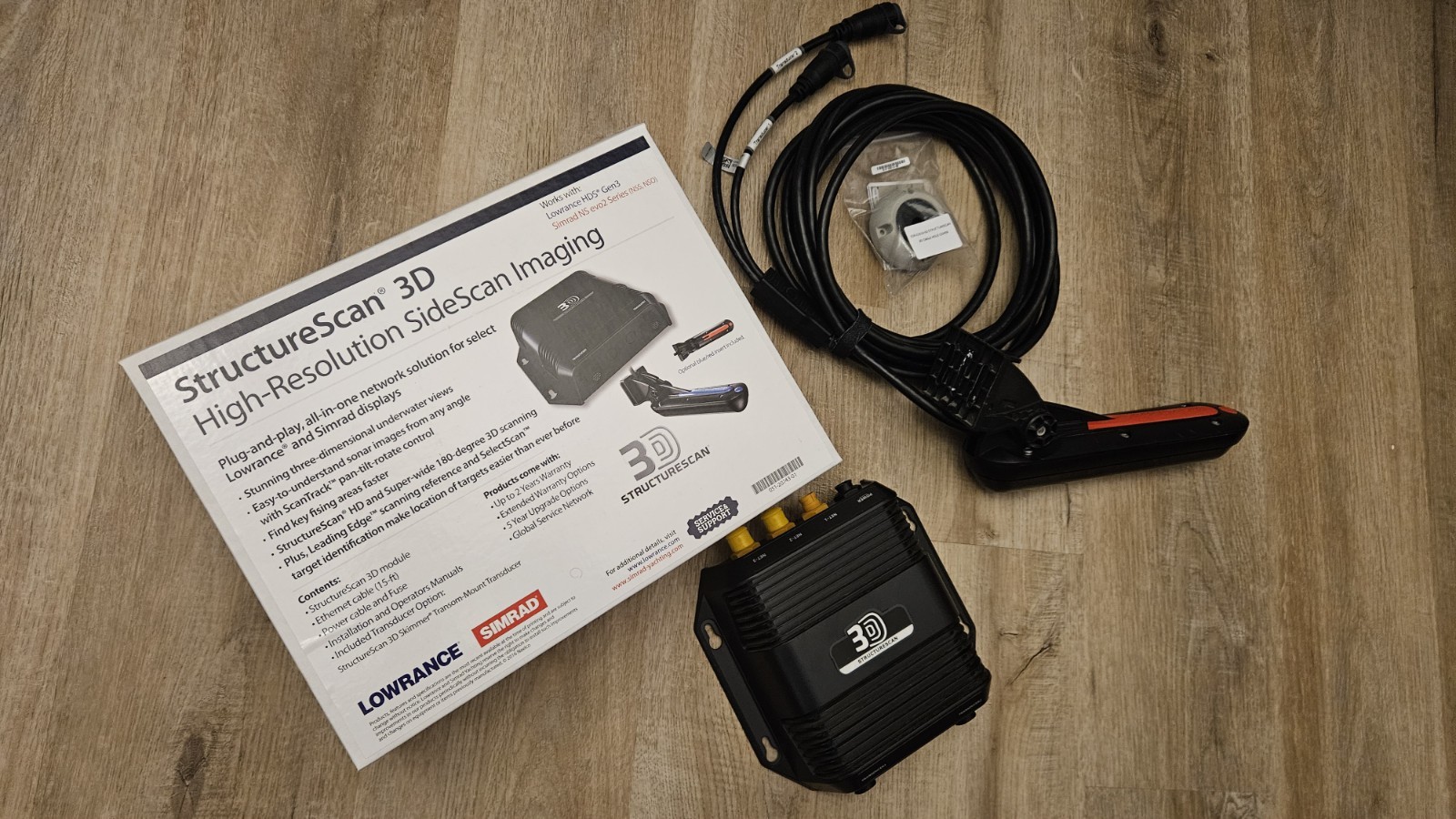 Lowrance/Simrad Structure Scan 3D Transducer + Module w/ Box.