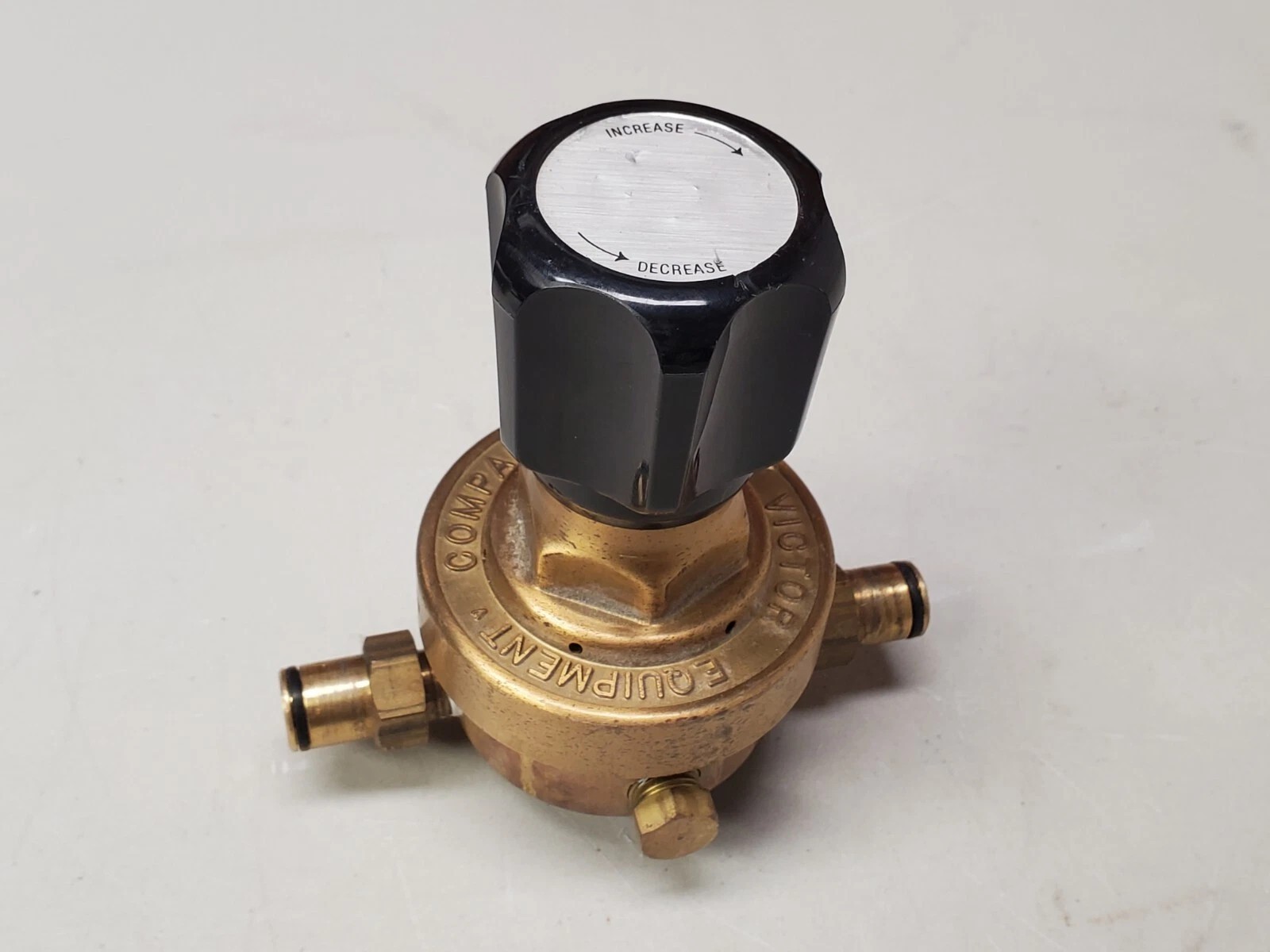 Victor 1419 Compressed Gas Regulator Air Nitrogen 350 PSI USA Vintage Line Mount