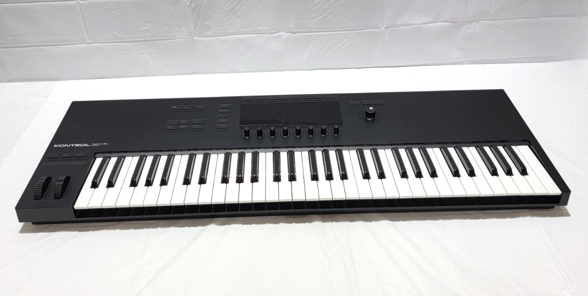 Native Instruments Kontrol S61 MK3 61-Key MIDI Keyboard Controller