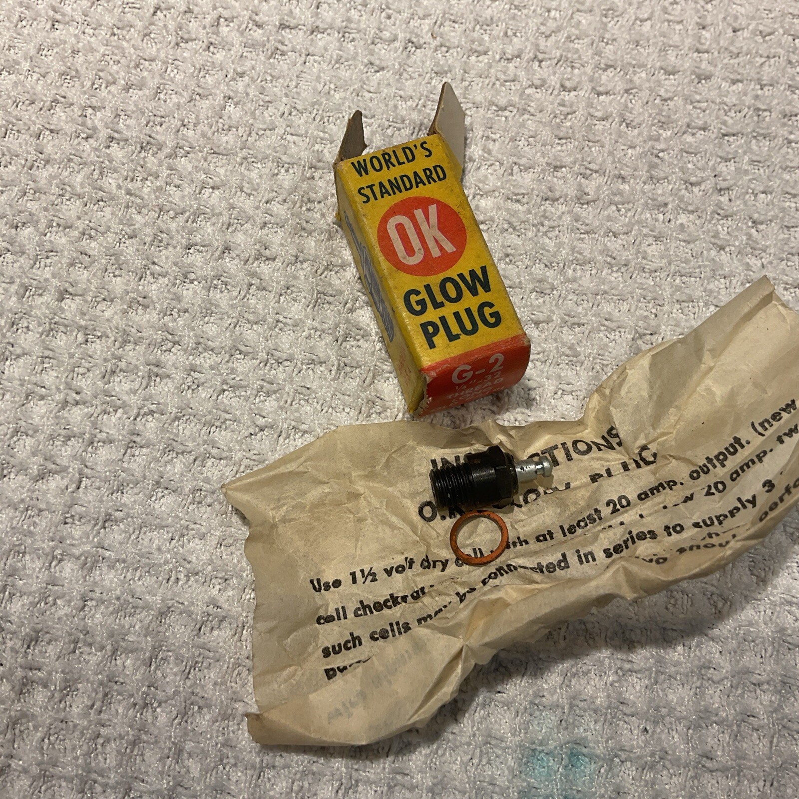 OK G-2 Glow Plug 1/4" 32 Thread Long World's Standard 1950s Orig Box Old #619L