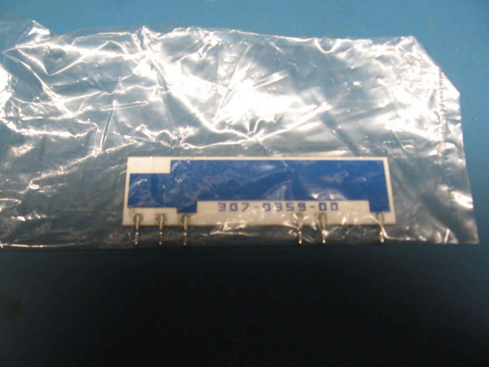 Tektronix 307-0359-00 Fixed Film Resistor