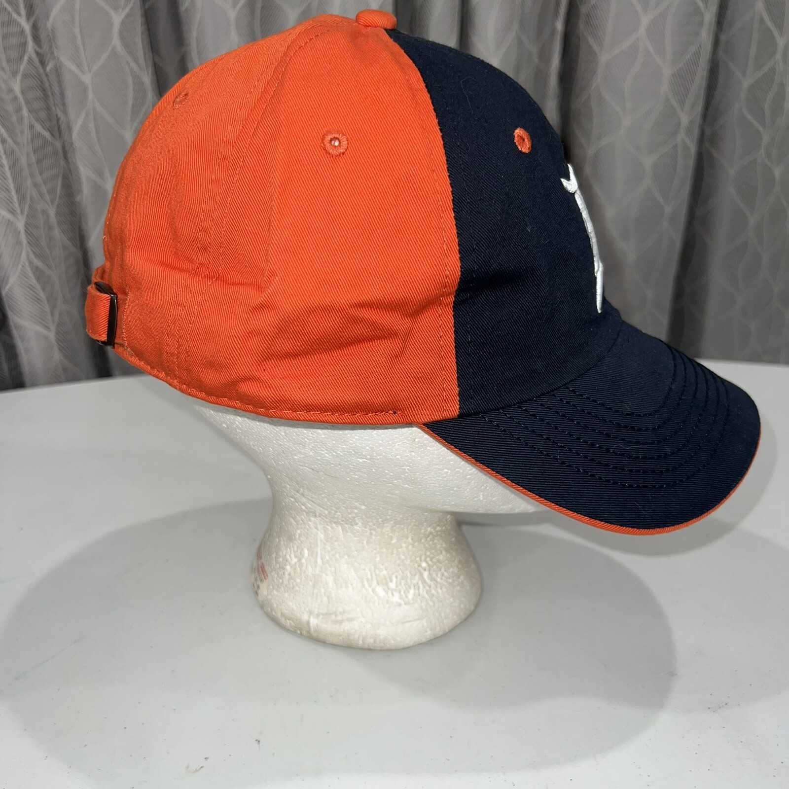 Detroit Tigers MLB D script on front Navy Blue Orange Hat Cap Strap Buckle EUC