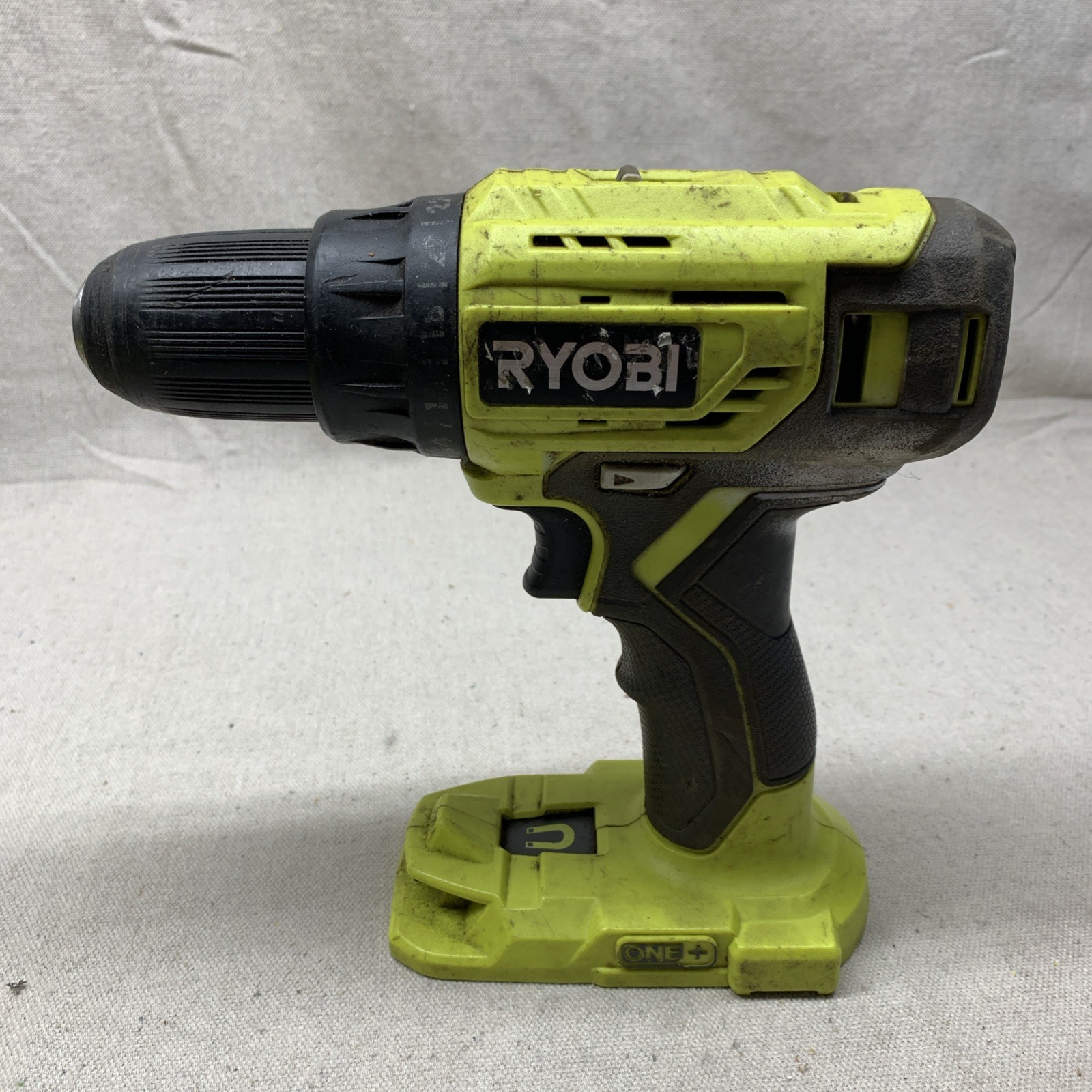 P215- Used Ryobi 18V 2-Speed 1/2 Inch Drill/Driver ( Tool Only) S3