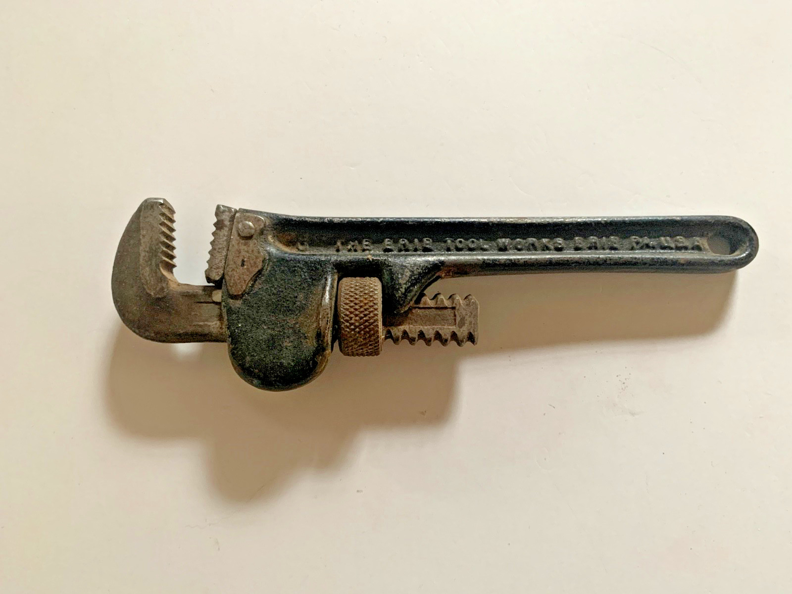 Antique The Erie Tool Works 6" Pipemaster Pipe Wrench