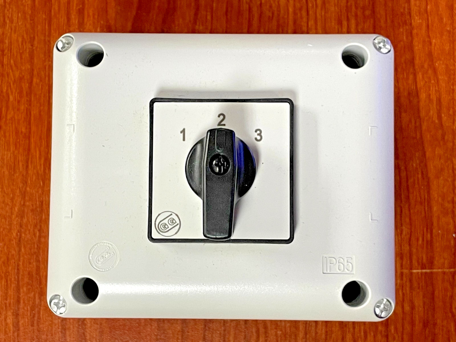 Giovenzana C0322163SCL3 Cam Switch in enclosure 3 position 32A 600VAC