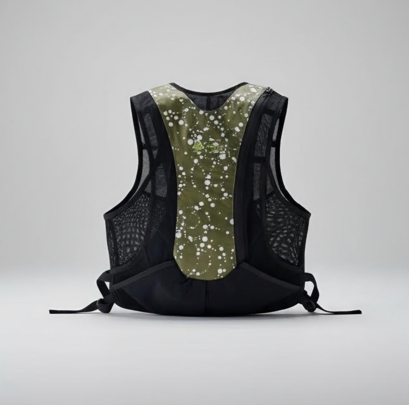RARE Nike ACG Hydration Race Vest Size S/M Olive Green Black Trail Running