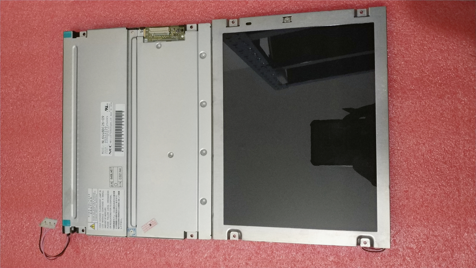 The LCD panel NEW NL6448BC26-09 8.4 -inch 640*480 180 days warranty