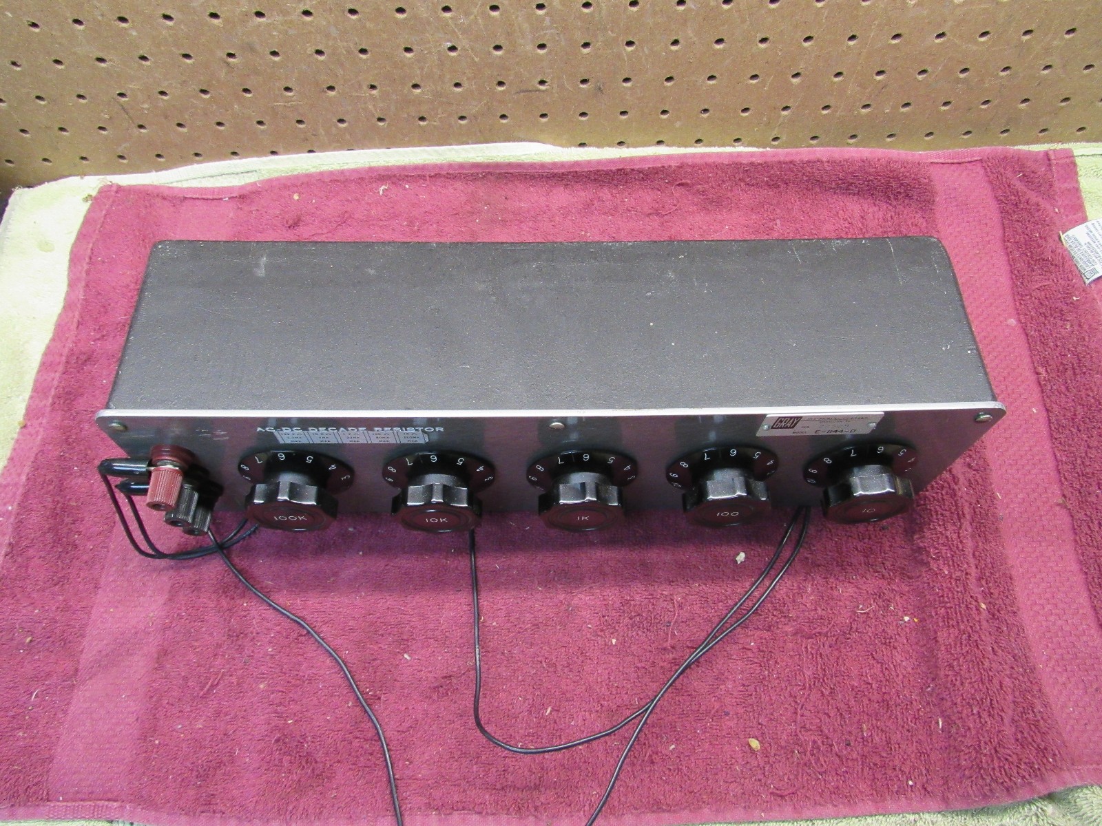 Vintage Gray Instruments E-1144-D AC-DC Decade Resistor Box