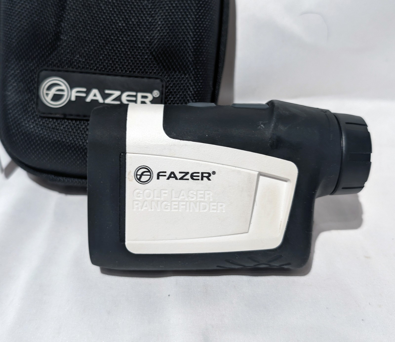 FAZER Golf Laser Rangefinder Black White with Carry Case CR2 3V