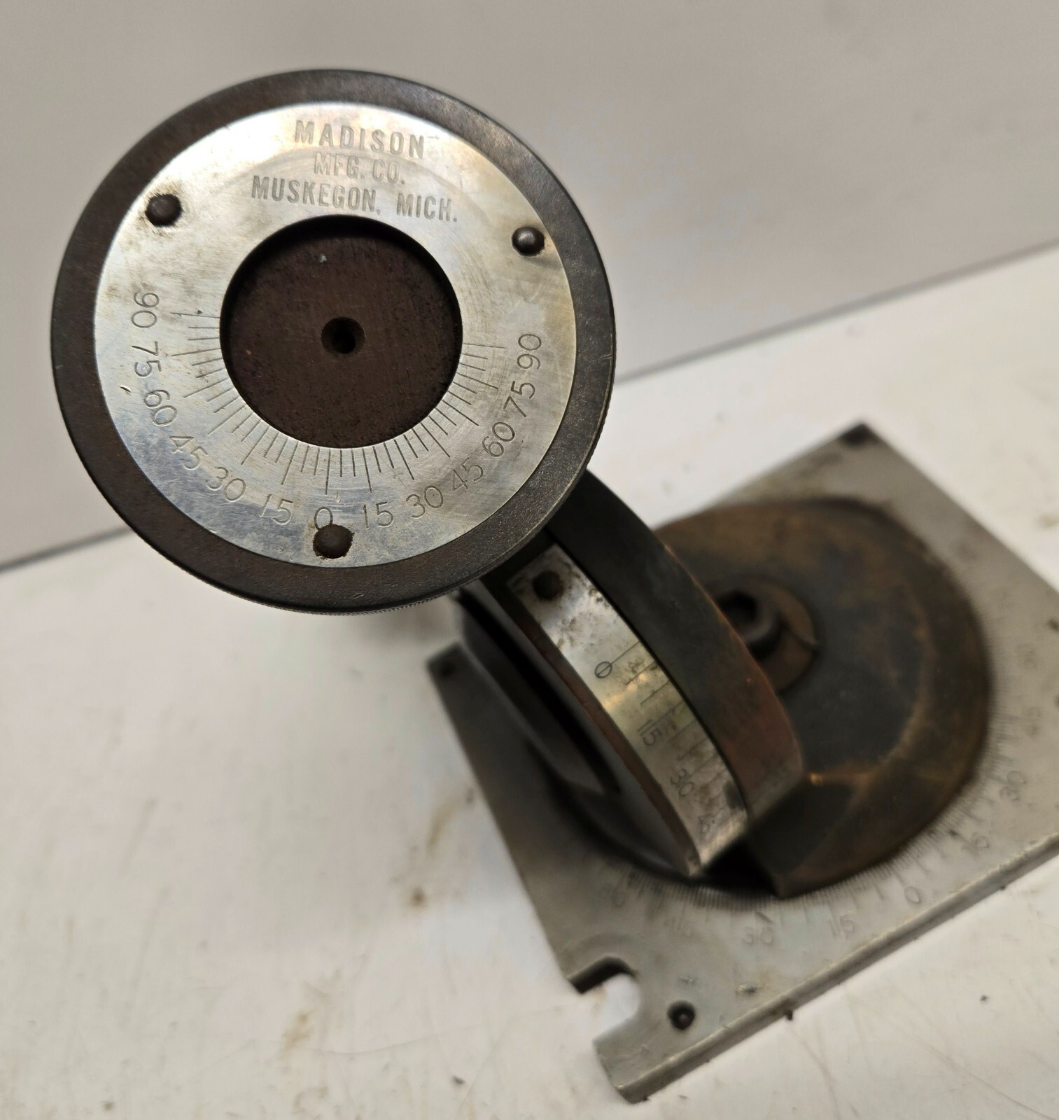 Madison Universal Precision Tilting Grinding Fixture