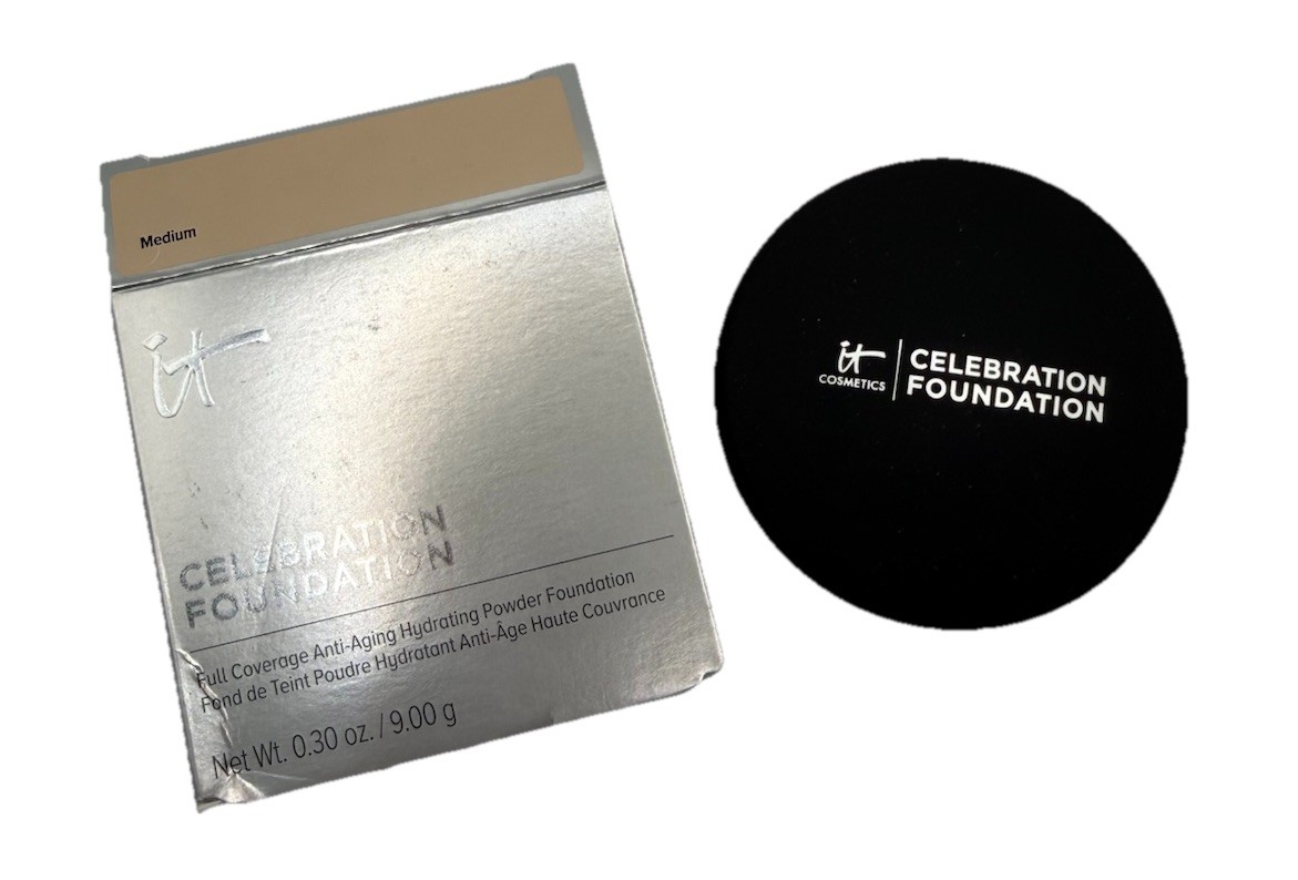 It Cosmetics Celebration Foundation Powder ~ MEDIUM ~ 0.30 oz / 9 g ~ NIB